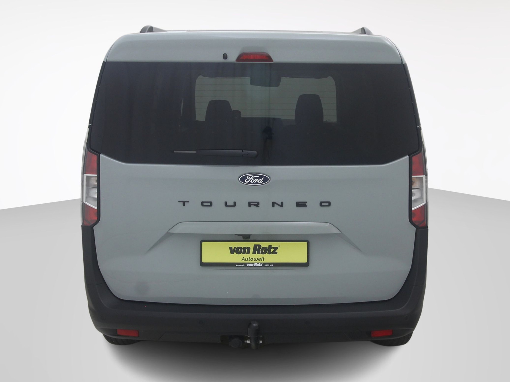 FORD Tourneo Courier 1.0 Ecoboost Titanium