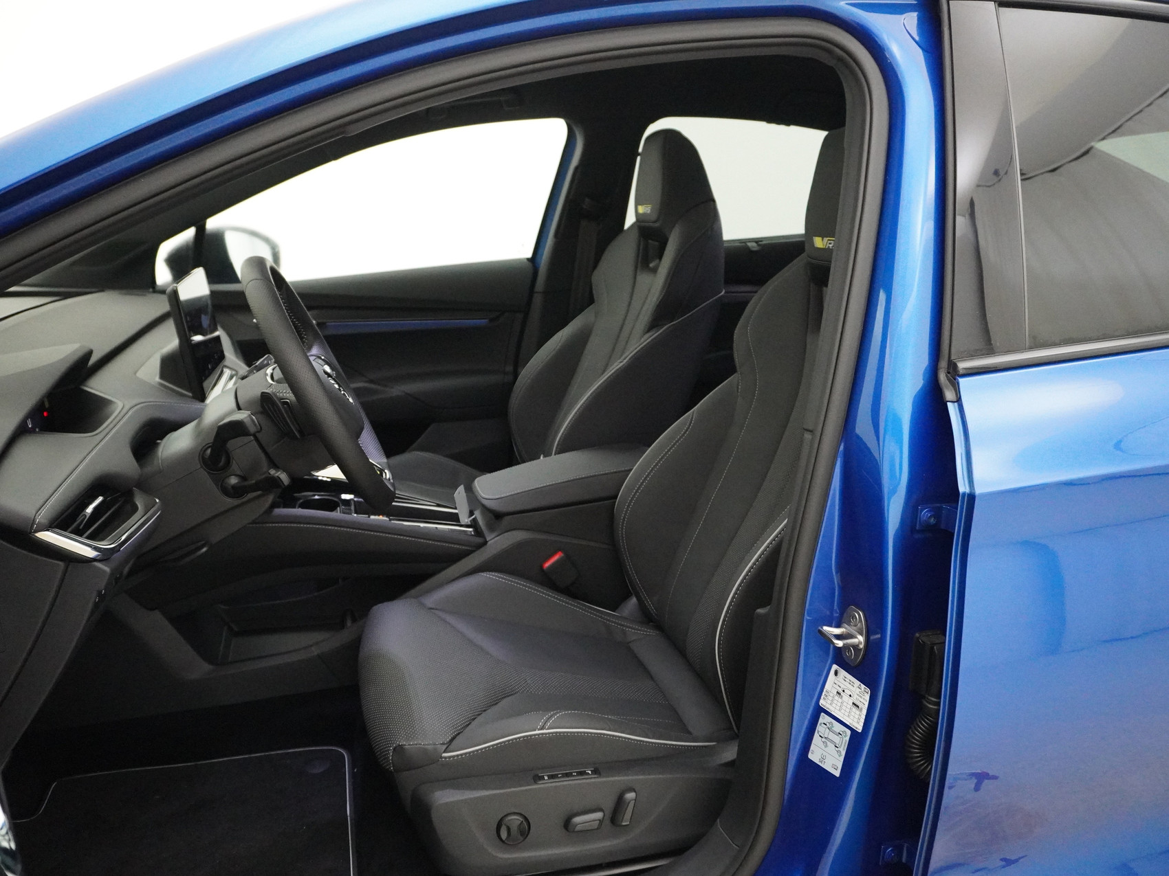 SKODA Enyaq iV Coupé RS 80 4×4 Suite