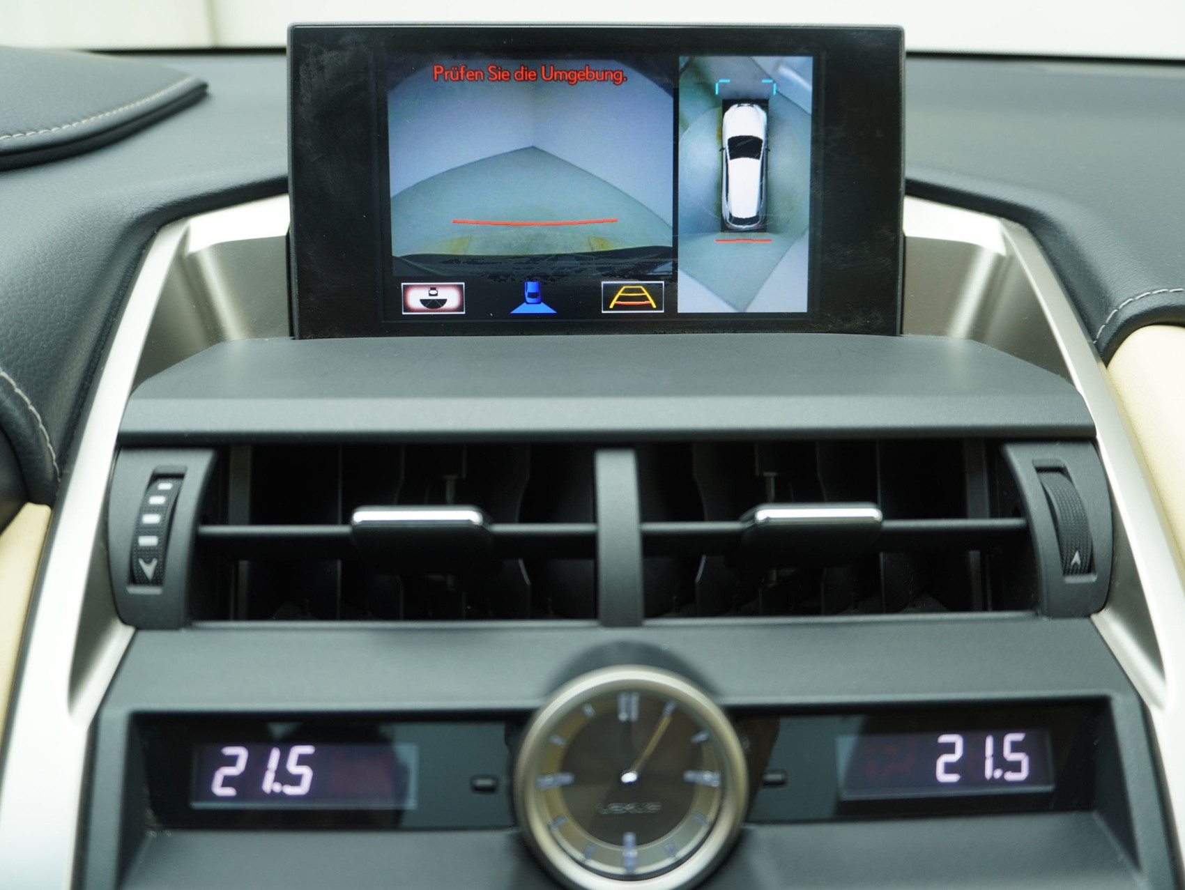 LEXUS NX 300h Excellence AWD