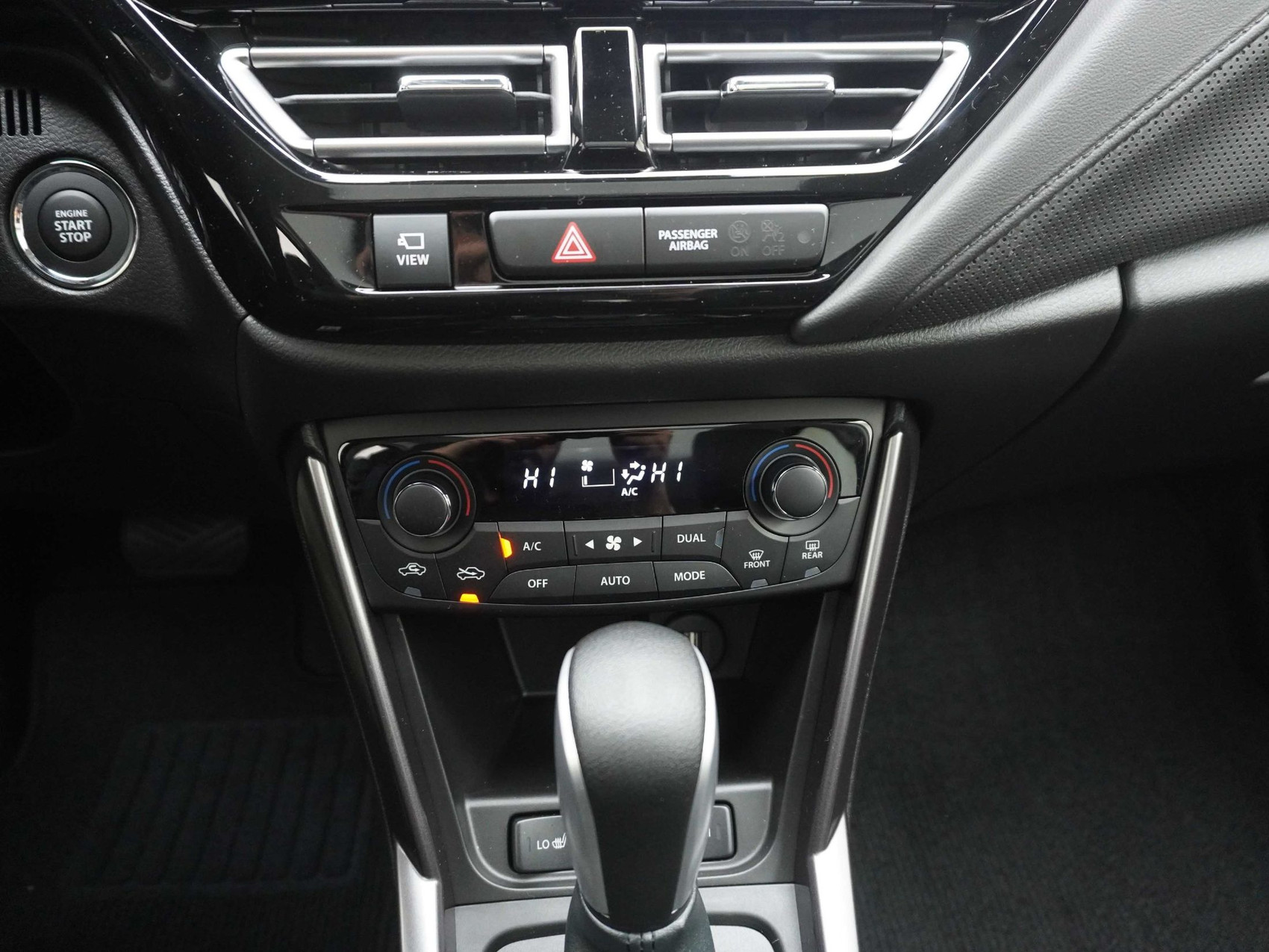 SUZUKI S-Cross 1.4 T Compact Top Hybrid 4×4