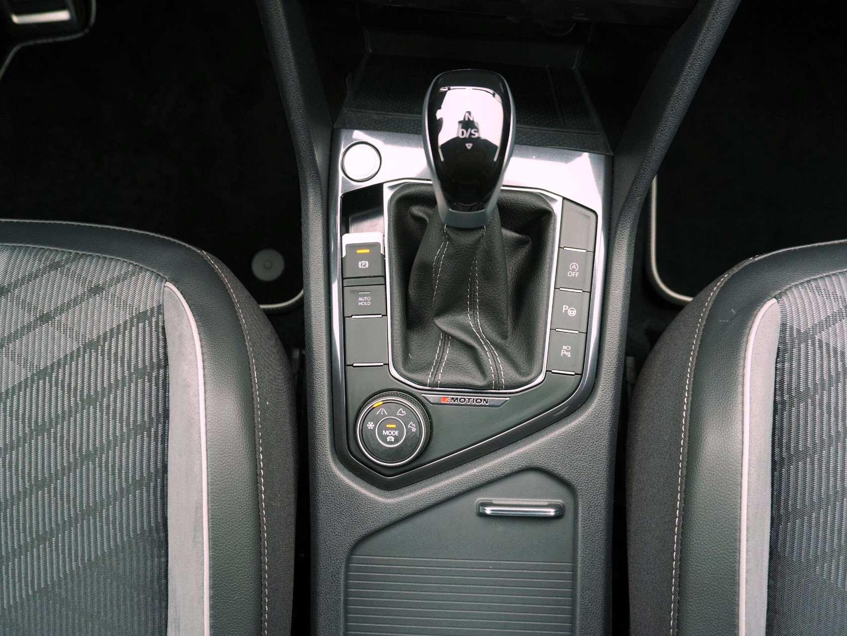 VW Tiguan Allspace 2.0 TSI DSG R-Line Black Style 4Motion