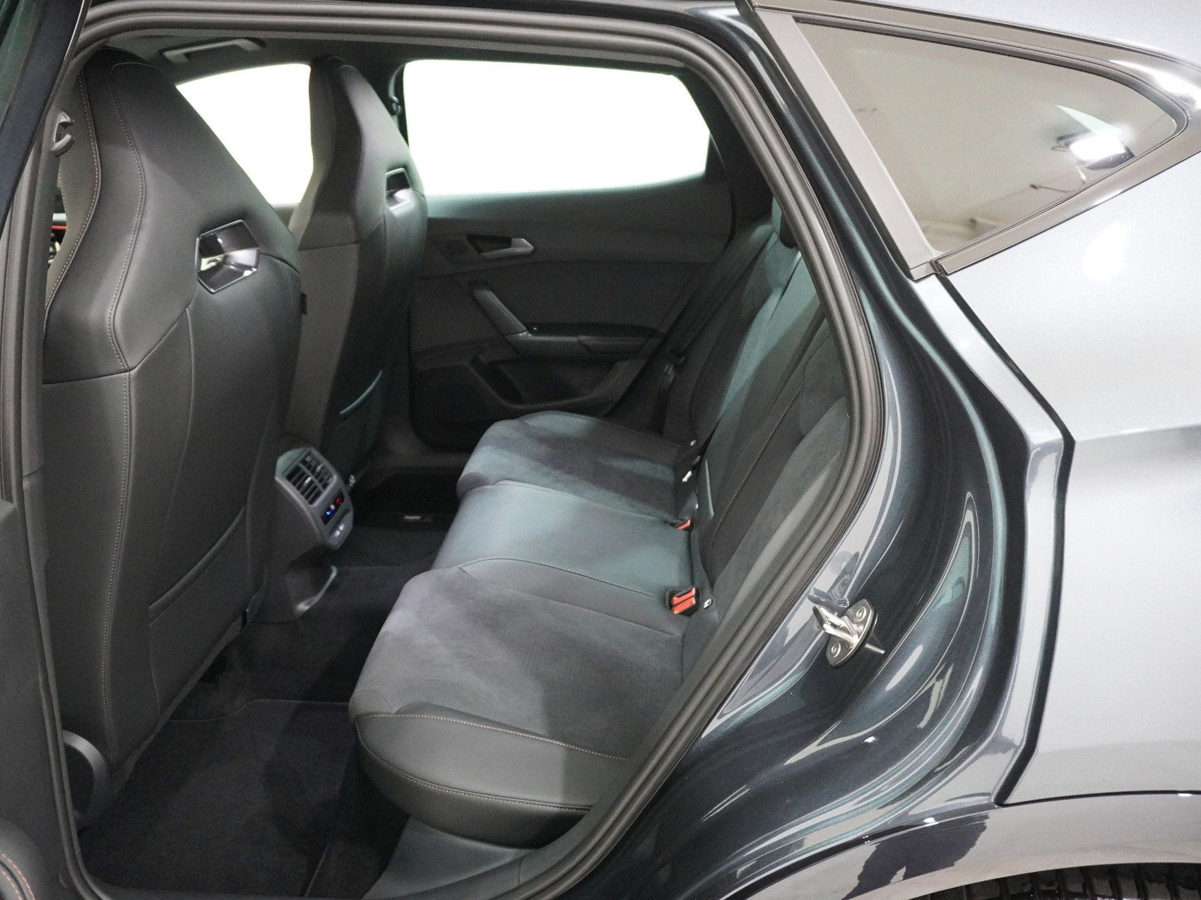 CUPRA Formentor 1.5 e-Plug-in-HYBRID VZ DSG