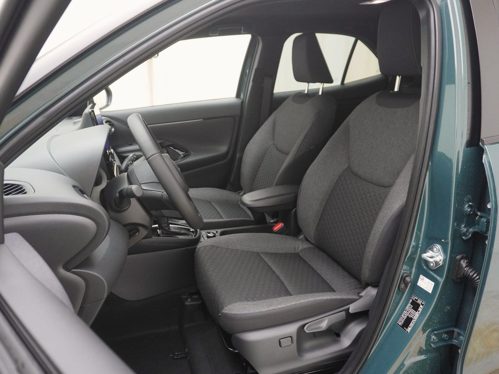 TOYOTA Yaris Cross 1.5 HSD Trend AWD-i ** 4×4 **