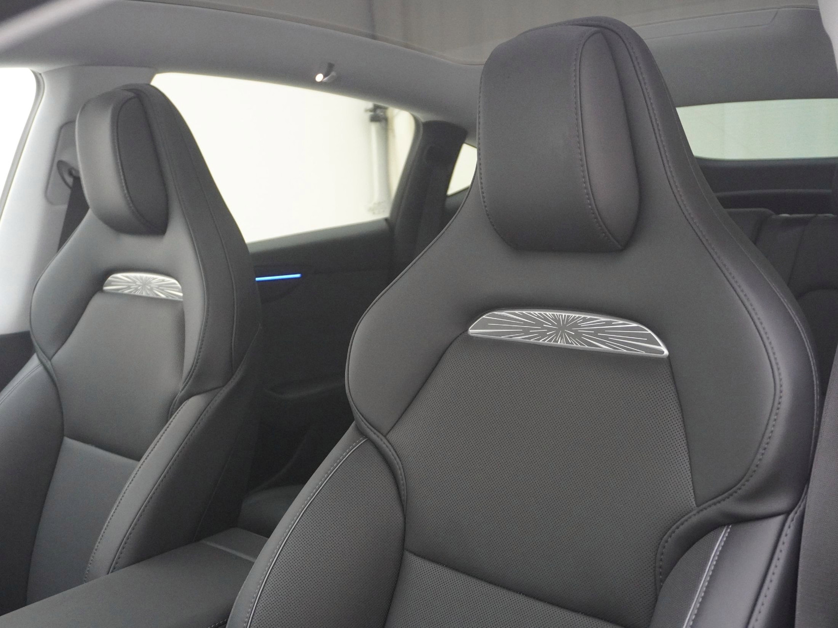 TESLA Model Y Performance AWD