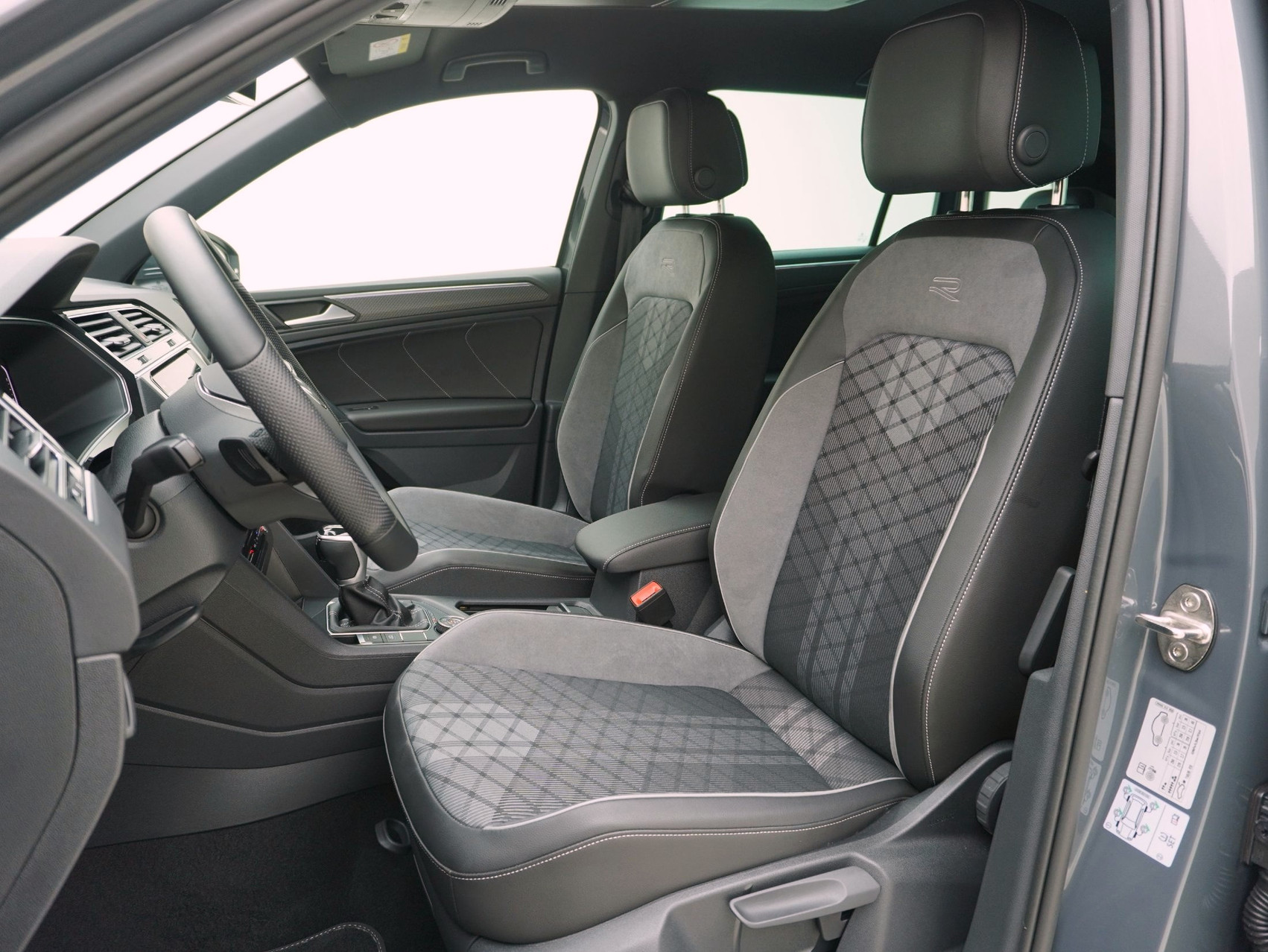 VW Tiguan 2.0 TDI DSG R-Line 4Motion