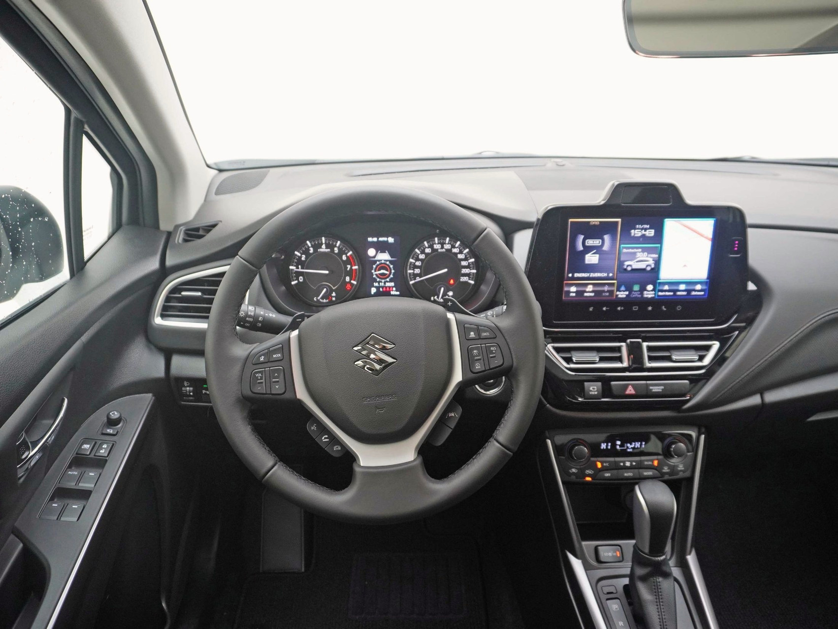 SUZUKI S-Cross 1.4 T Compact Top Hybrid 4×4