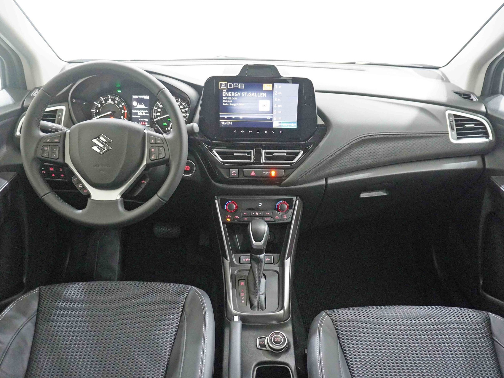 SUZUKI S-Cross 1.5 Compact Top Hybrid 4×4