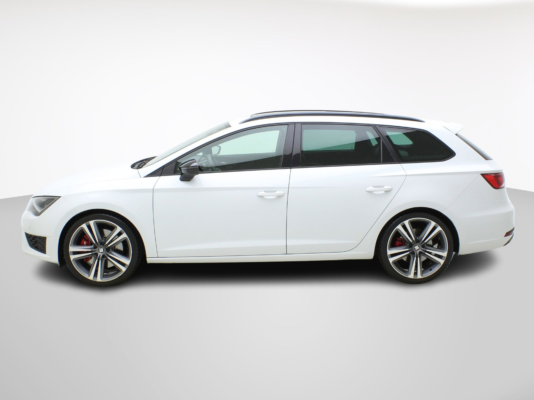 SEAT Leon ST 2.0 TSI DSG Cupra