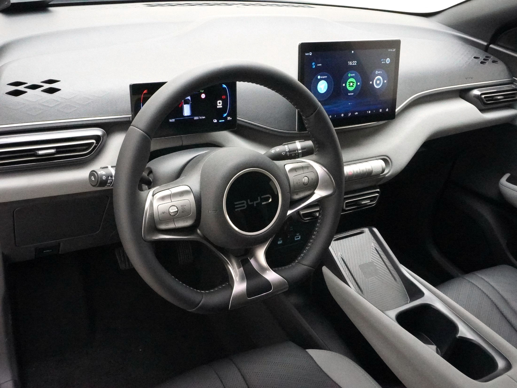 BYD Dolphin Surf Comfort