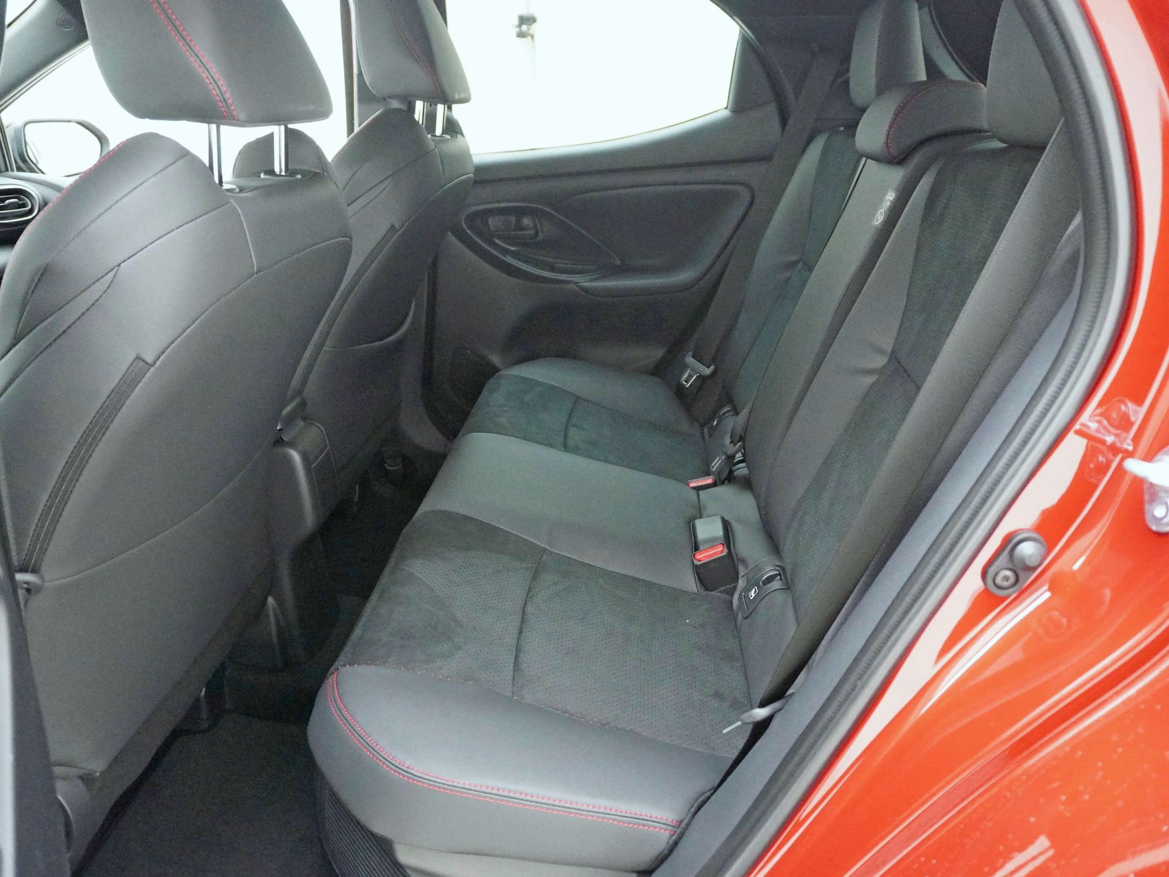 TOYOTA Yaris 1.5 VVT-i HSD GR Sport