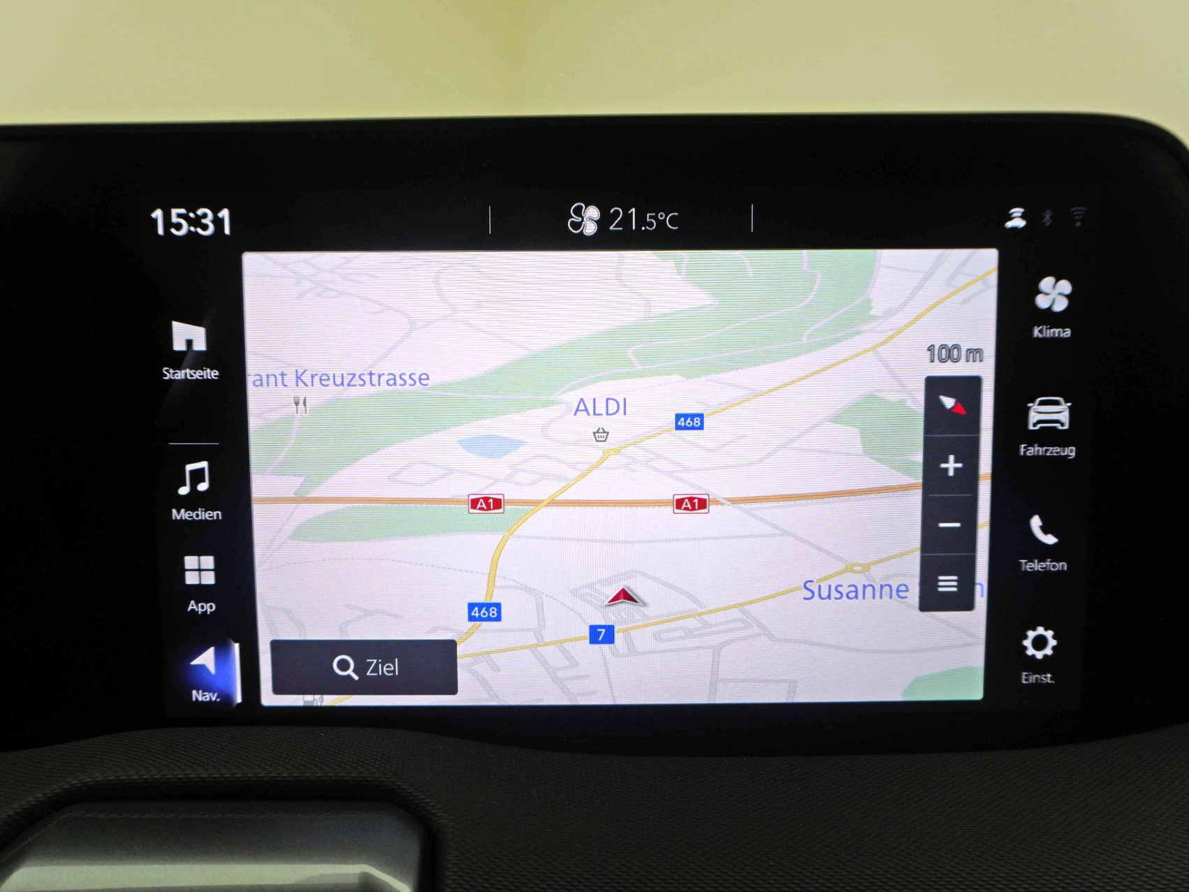 TOYOTA Urban Cruiser Premium AWD 😉 inkl. Panoramadach 😎