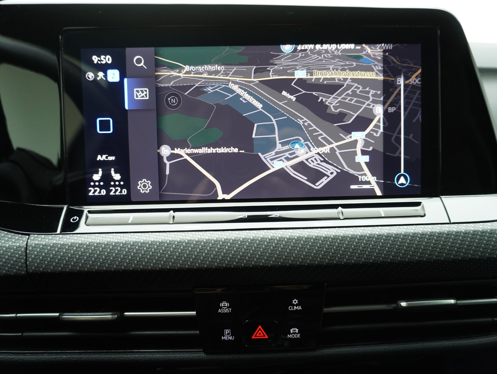 VW Golf 8 1.5 eTSI DSG R-Line