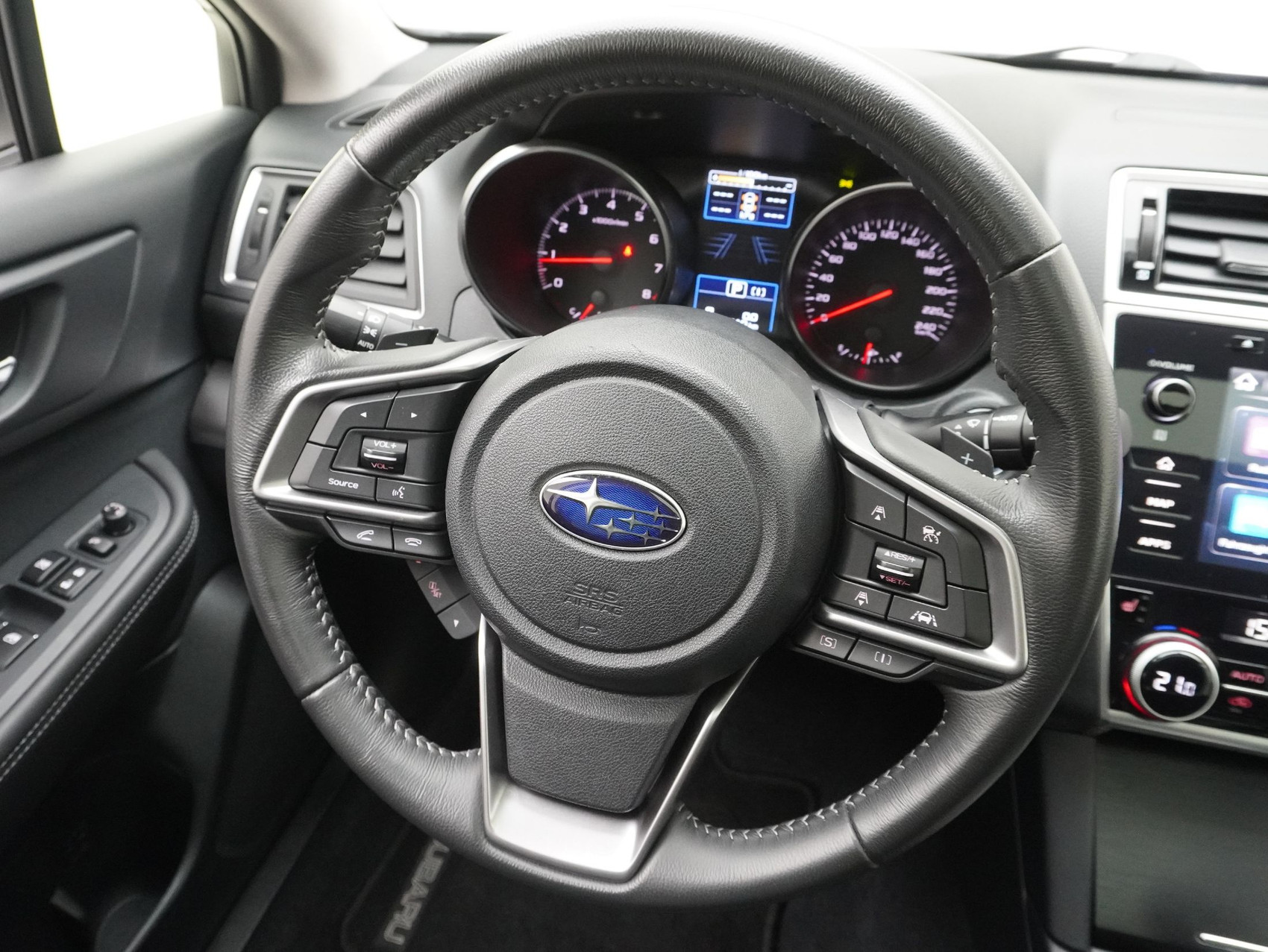 SUBARU Outback 2.5i Swiss Plus