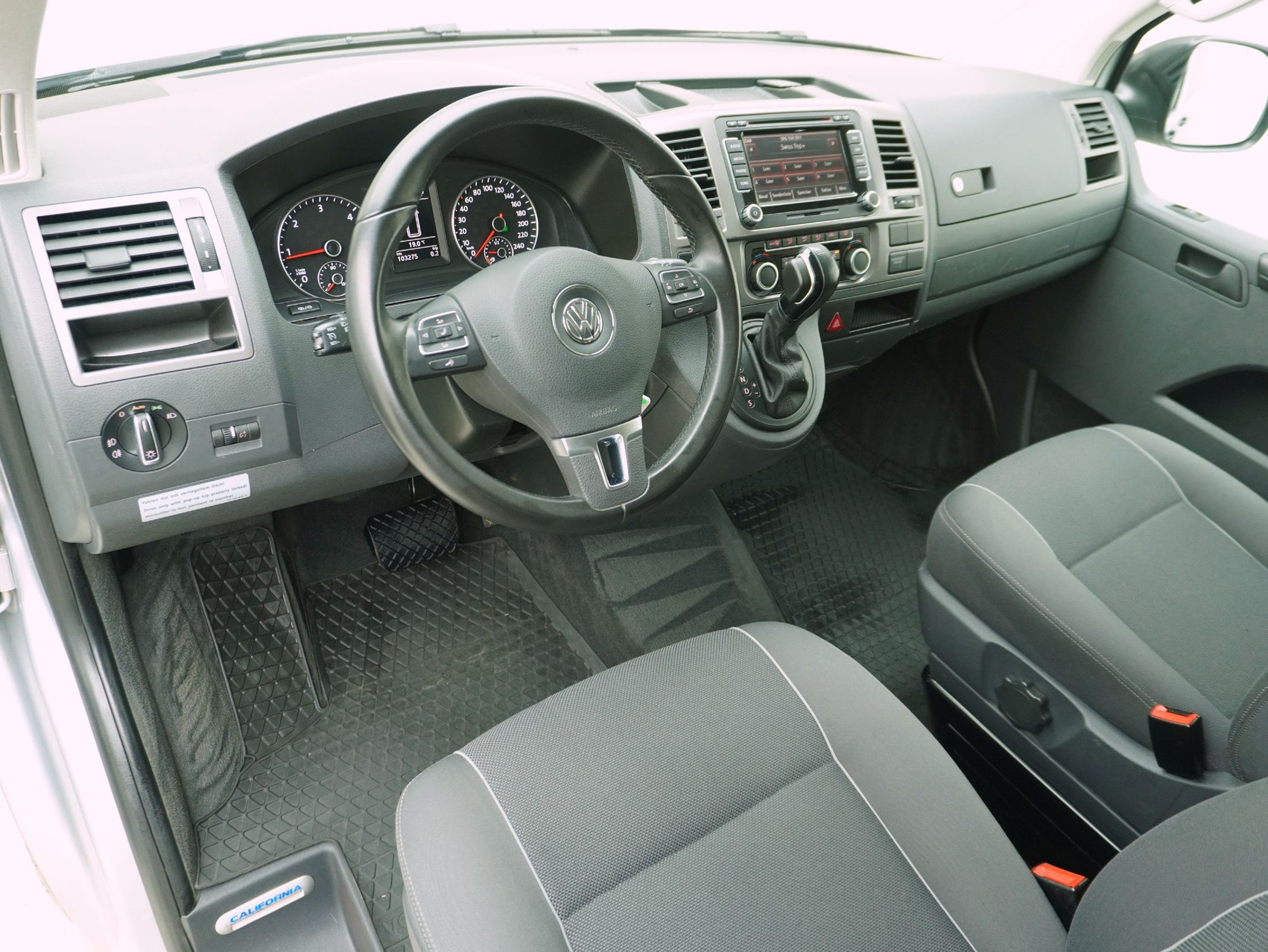 VW T5 California 3000 2.0 TDI DSG Beach