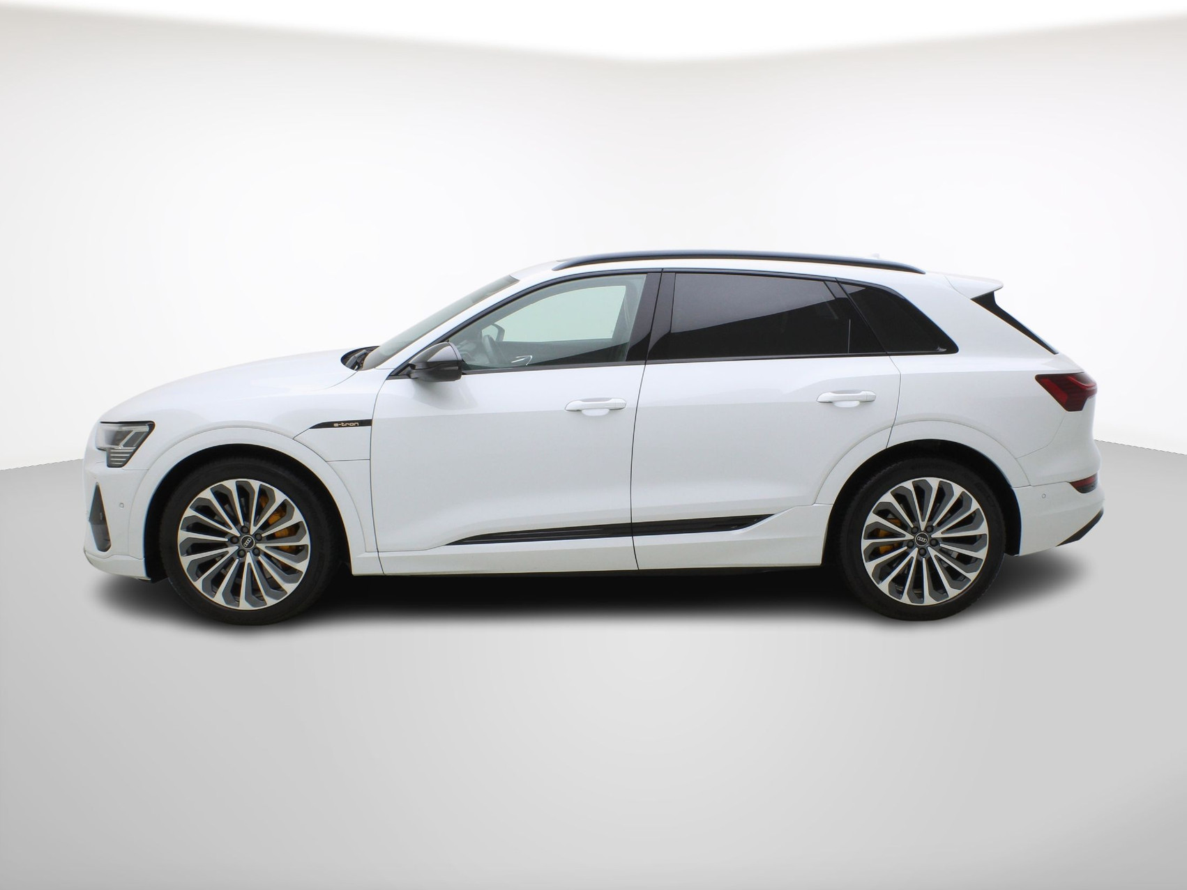 AUDI e-tron 55 S Line quattro