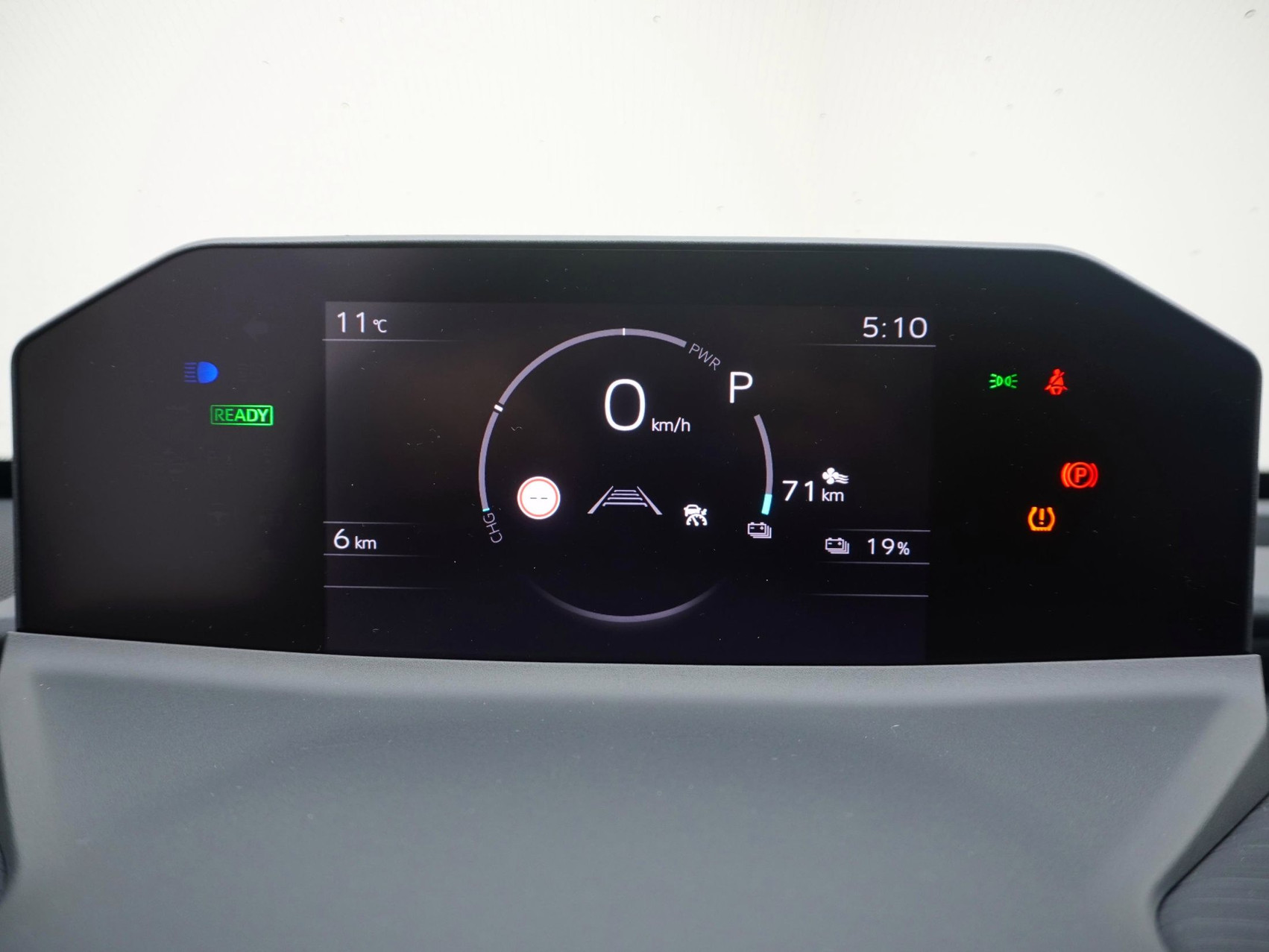 TOYOTA C-HR+ Style AWD