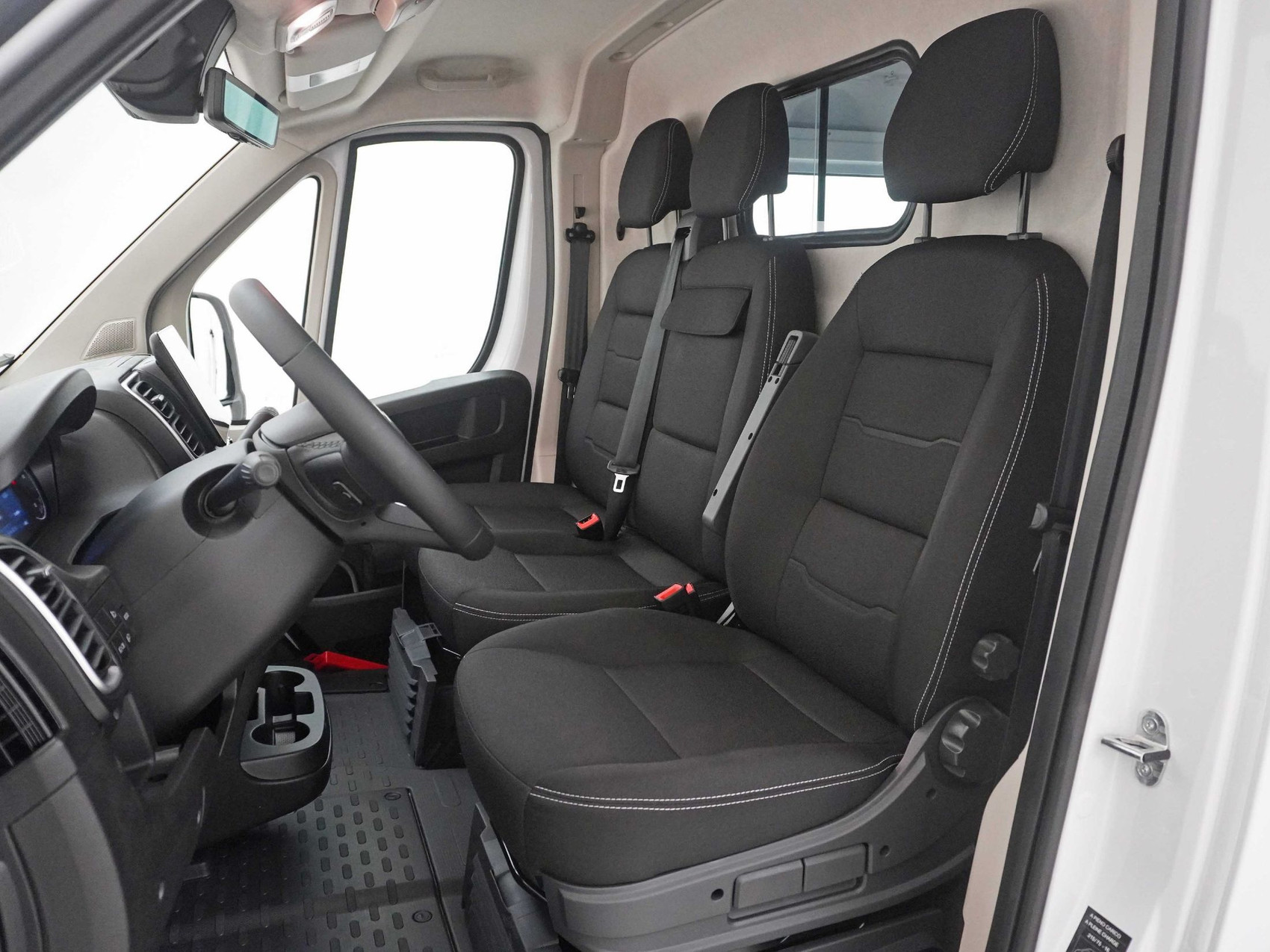 CITROËN Jumper Kaw. 35 L2H2 verglast 2.2 BlueHDi 140 S/S