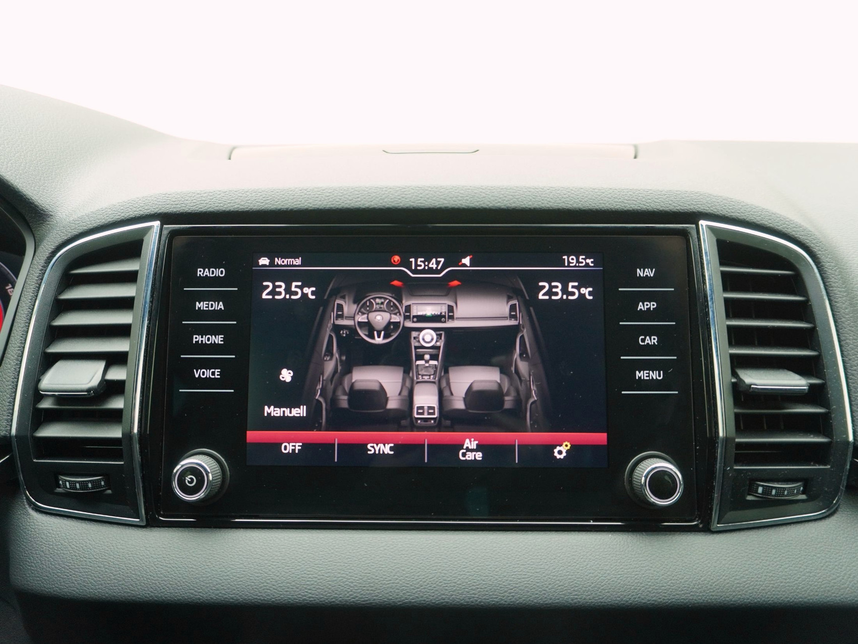 SKODA Karoq 2.0 TSI DSG Sport Line 4×4