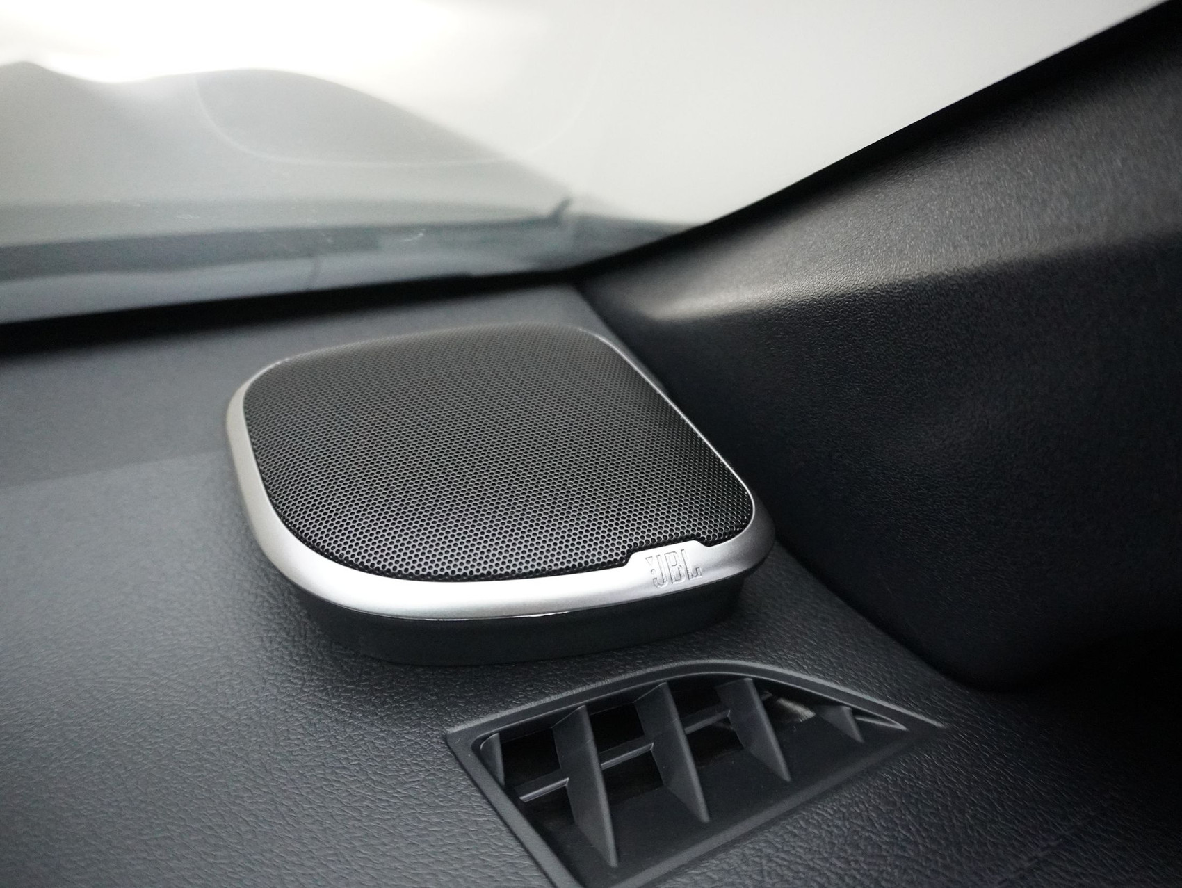 TOYOTA Hilux Double Cab.-Pick-up 2.8 D-4D 204 Invincible MHEV