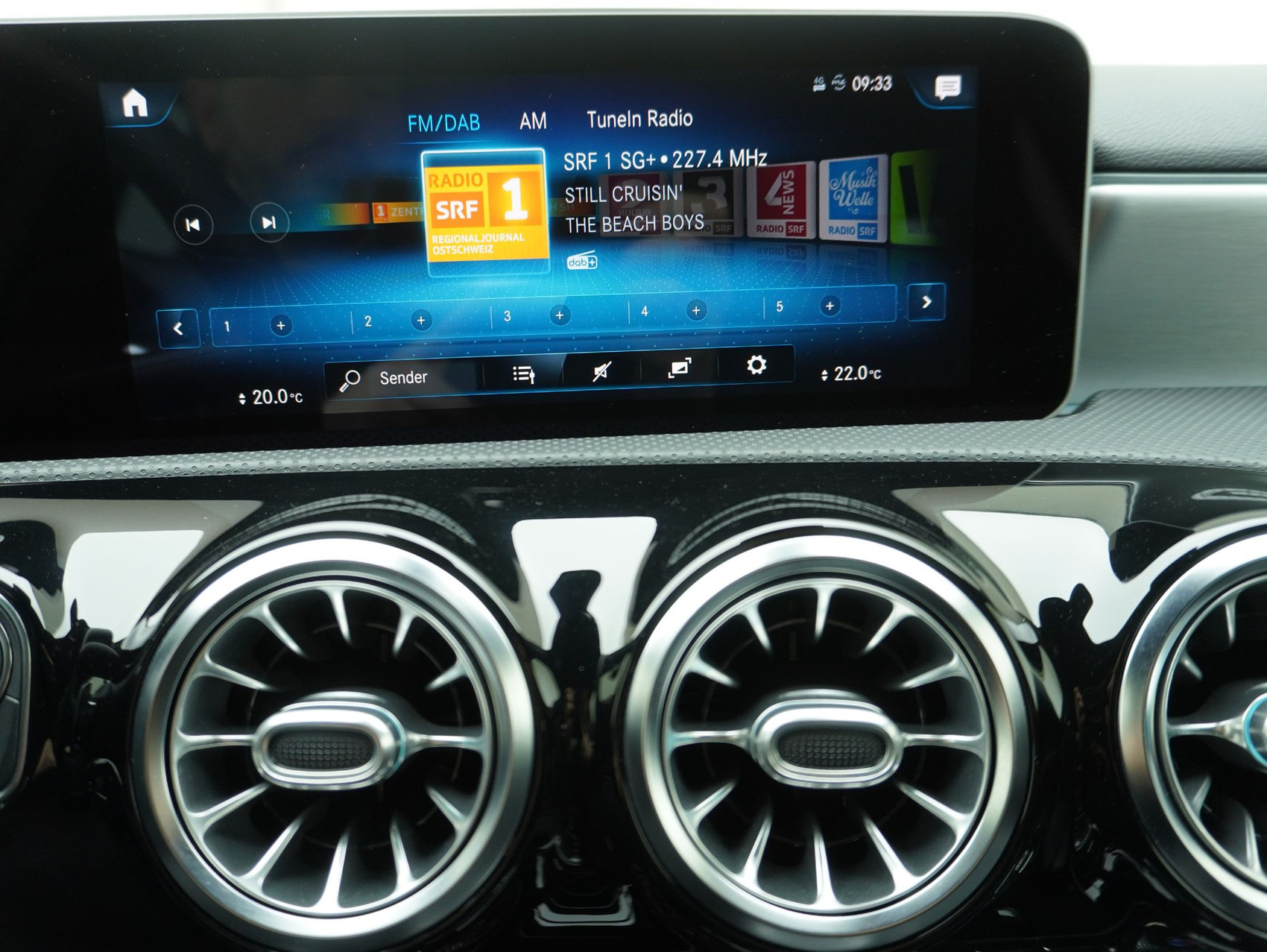 MERCEDES-BENZ A-Klasse A 200 AMG Line **MSI bis 2028**