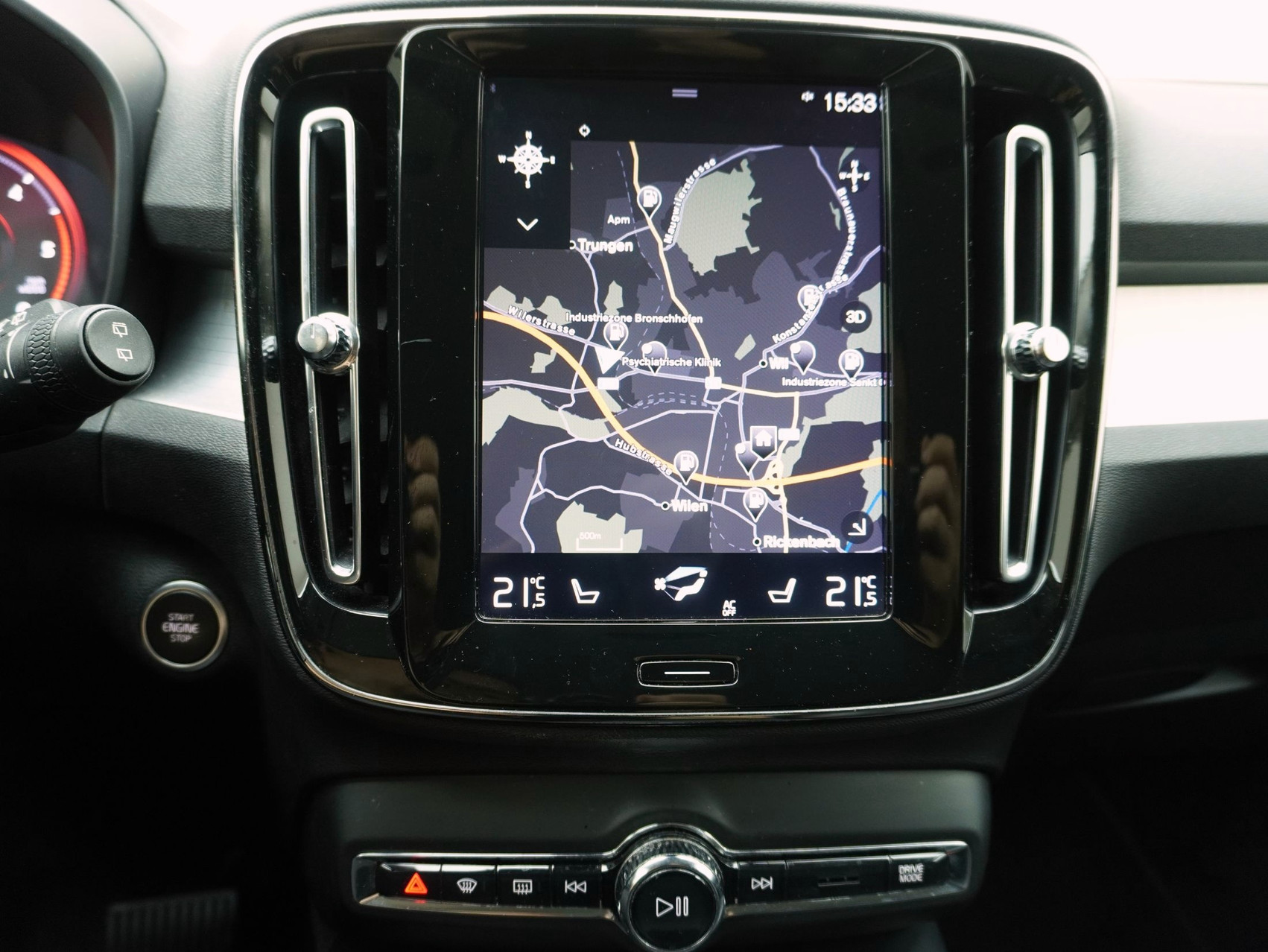 VOLVO XC40 2.0 D4 Momentum AWD