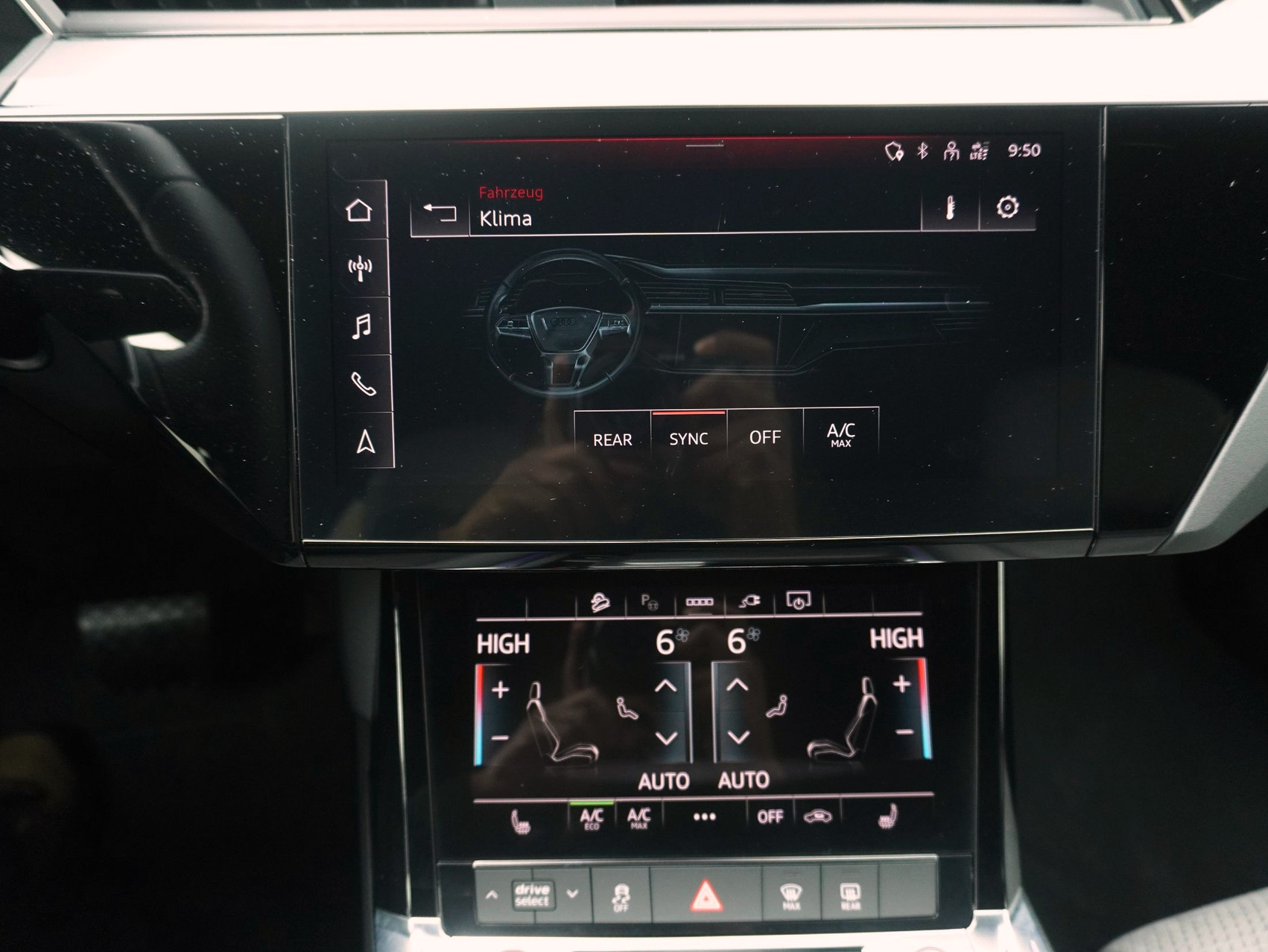 AUDI e-tron S quattro