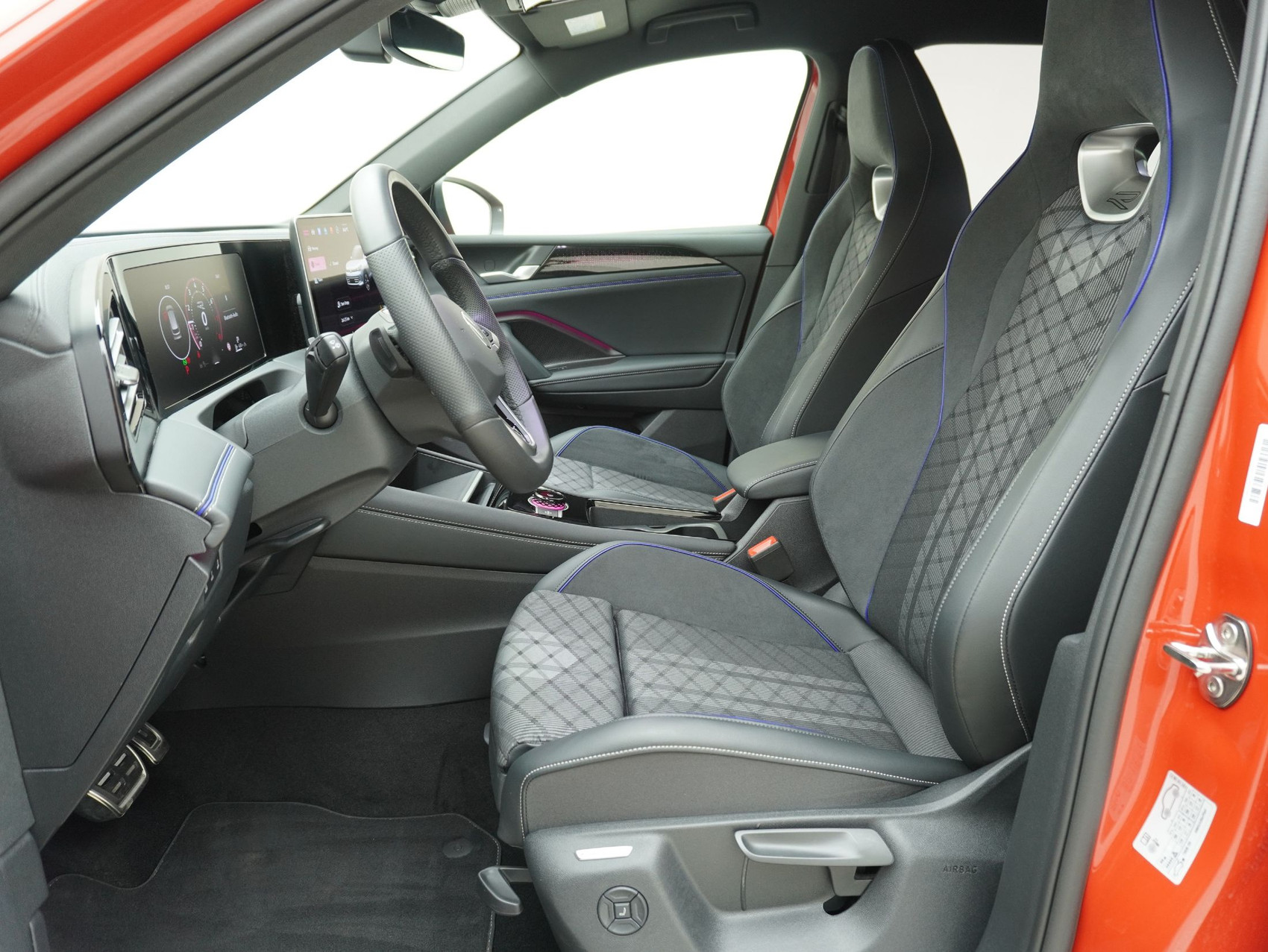 VW Tiguan 2.0 TSI DSG R-Line Black Style 4Motion (2025)