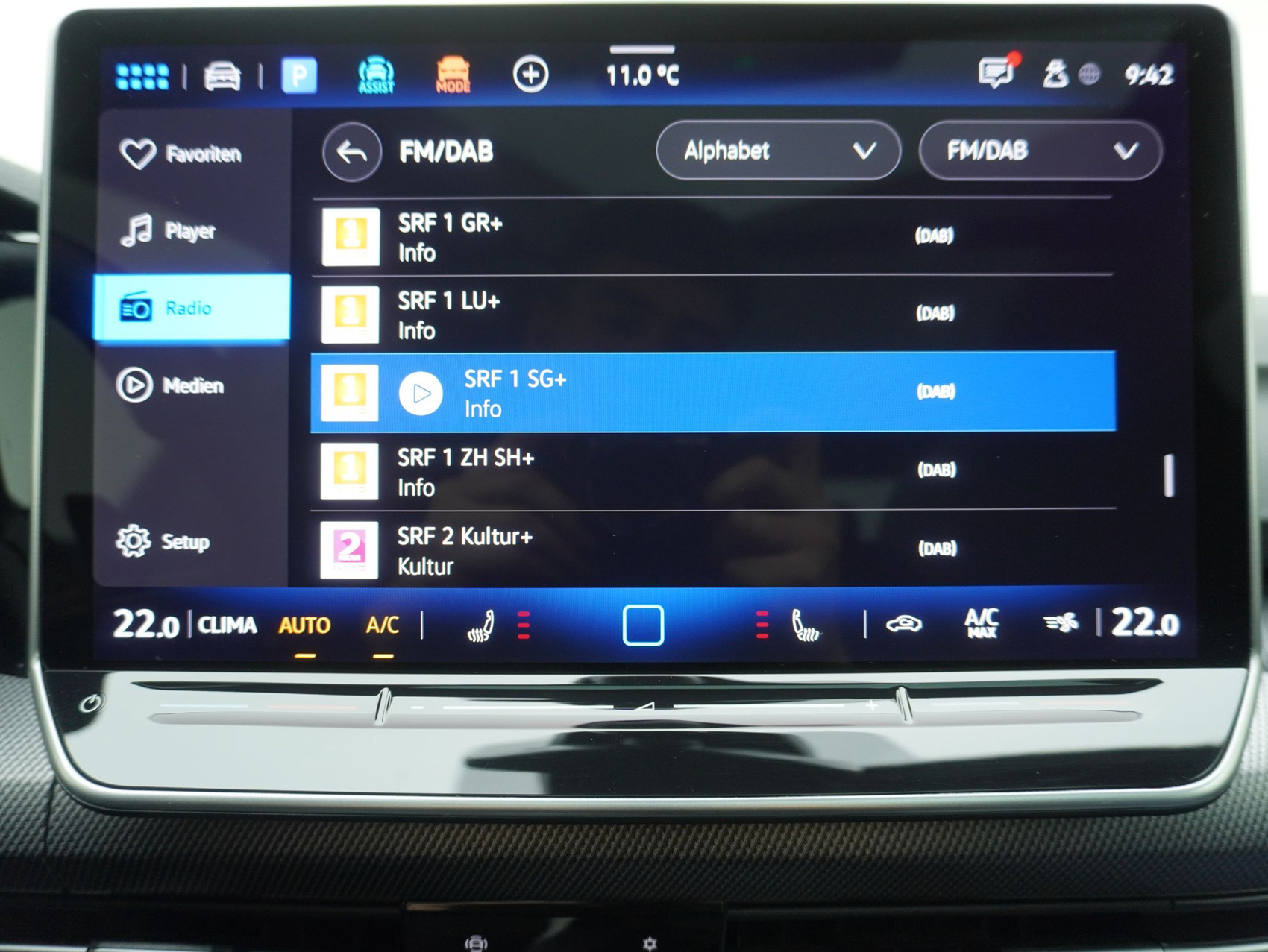 VW Golf Variant 8.5 2.0 TSI R Black Edition 4Motion (2025)