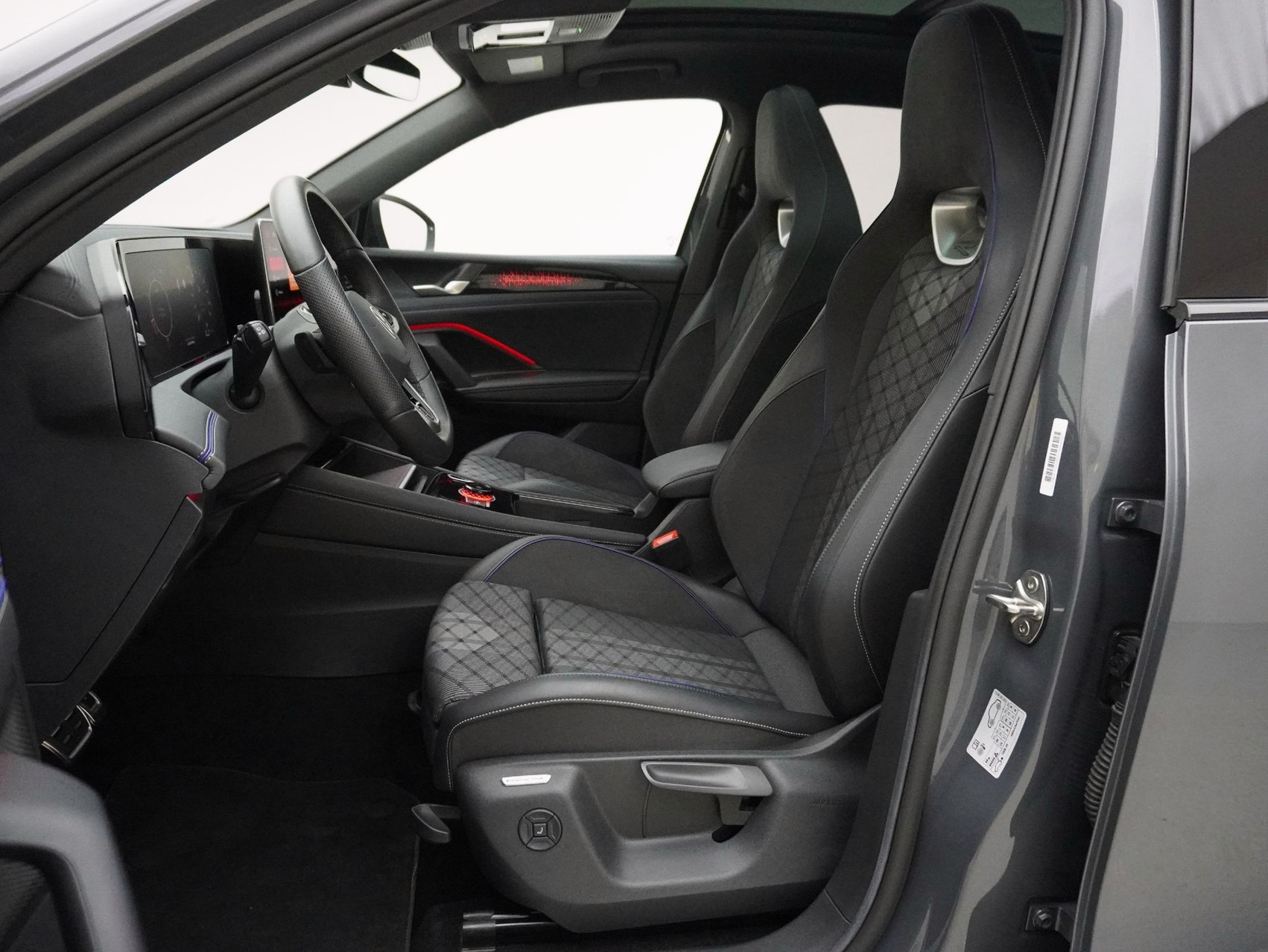 VW Tiguan 2.0 TSI DSG R-Line Black Style 4Motion (2025)