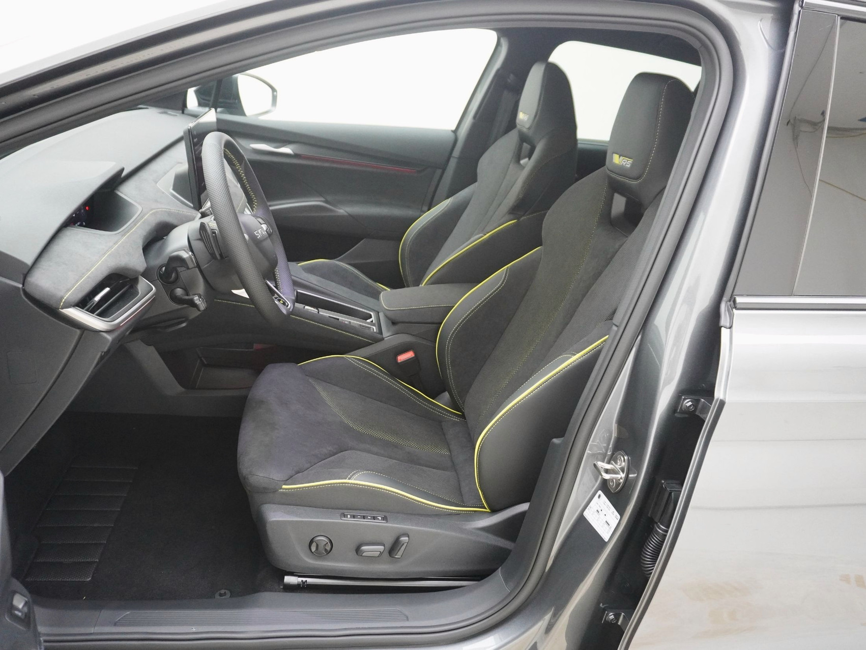 SKODA Elroq RS-Advanced 4×4