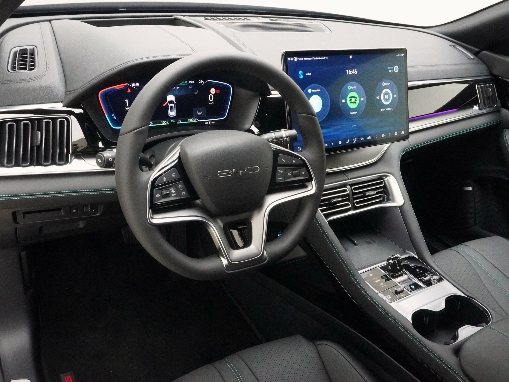 BYD Seal U DM-i Design AWD