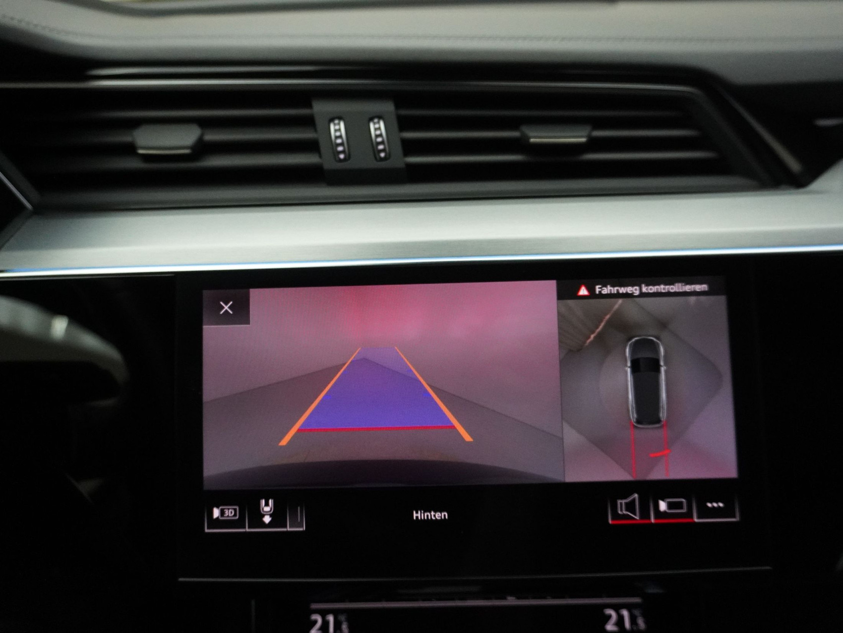 AUDI e-tron 55 S Line quattro