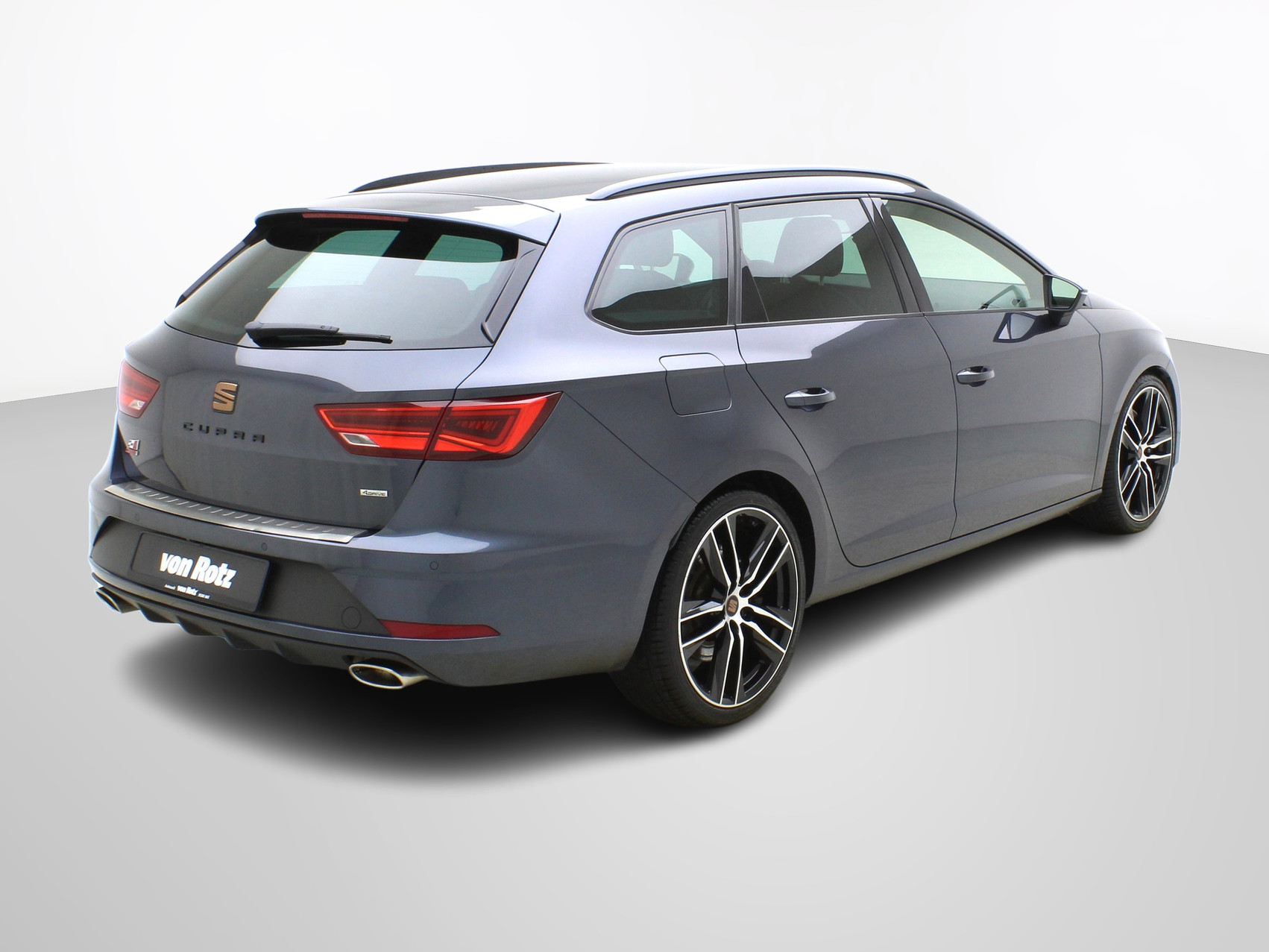 SEAT Leon ST 2.0 TSI DSG Cupra 4Drive