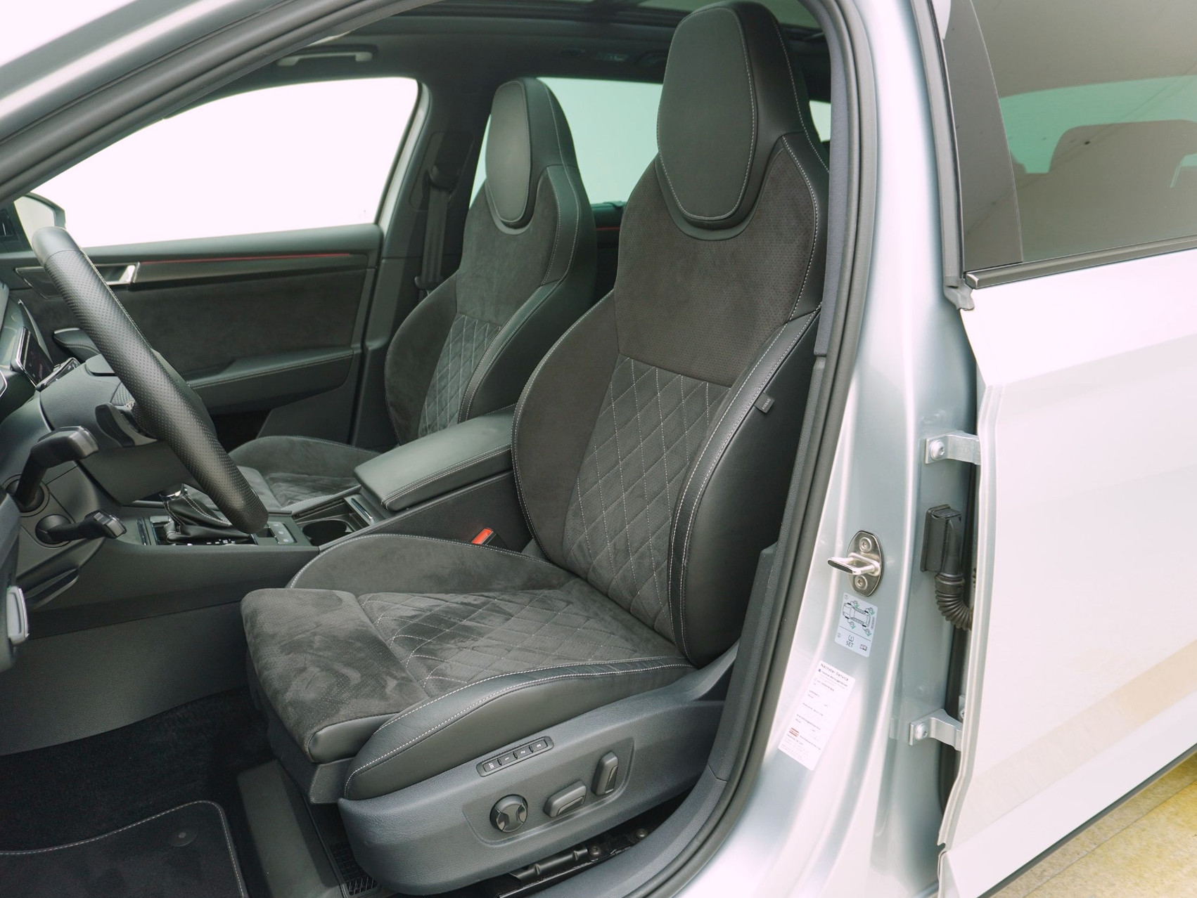 SKODA Superb Combi 2.0 TSI DSG Sport Line 4×4