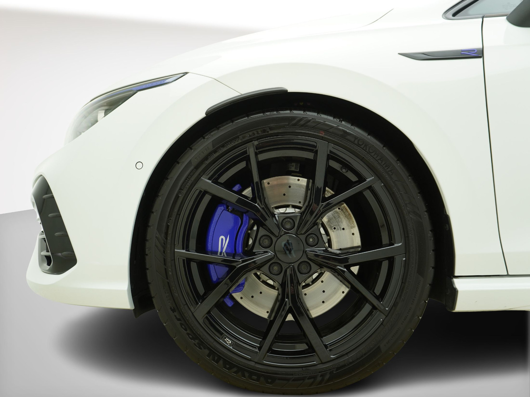 VW Golf 8 2.0 TSI DSG R 20 Years 4Motion