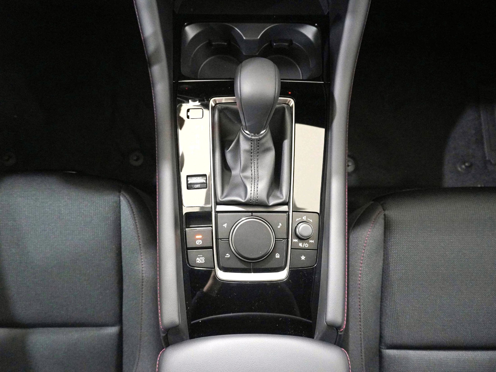 MAZDA 3 Hatchback 2.0 186 Homura