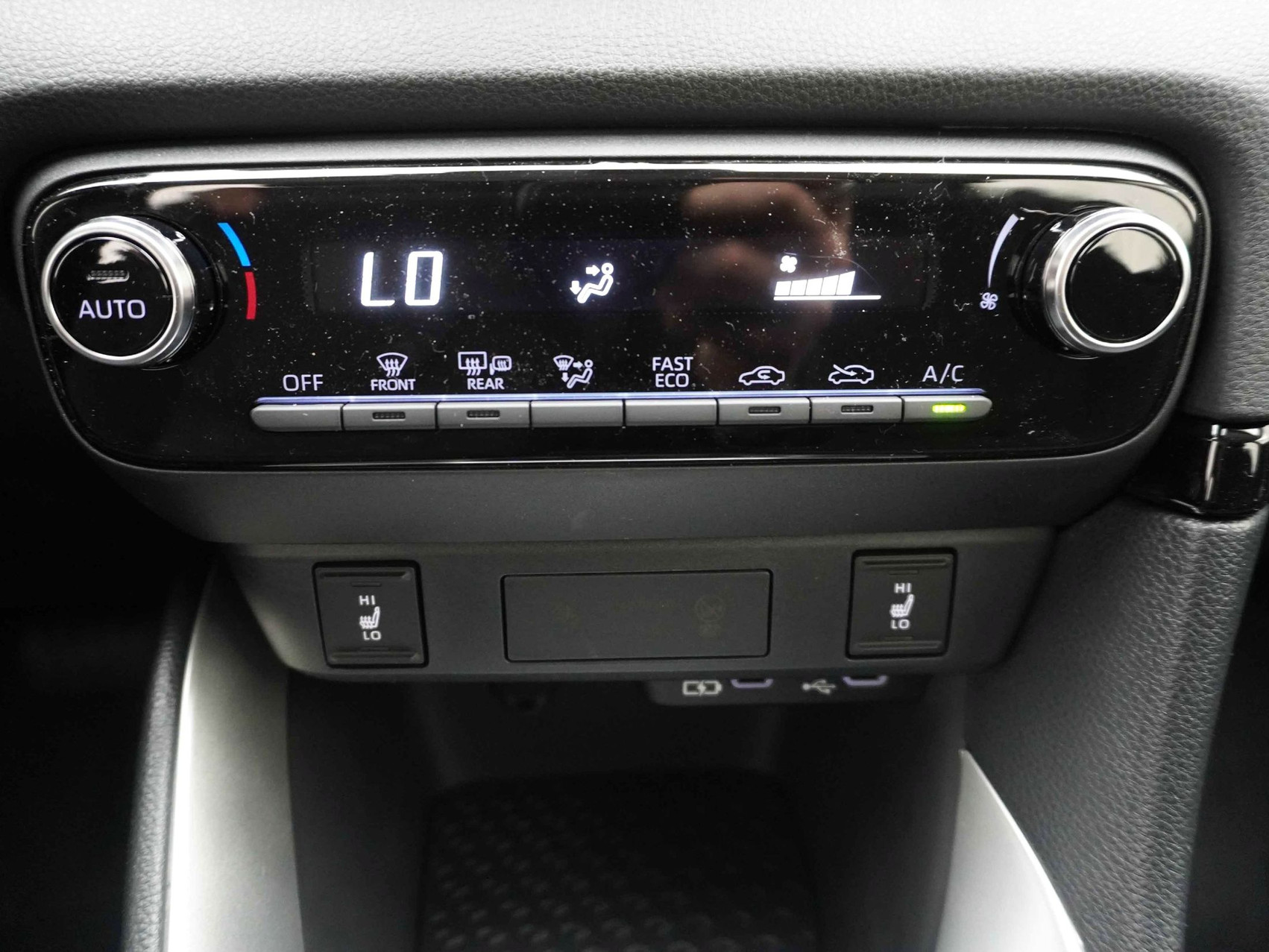 MAZDA 2 1.5 Hybrid Centre-Line