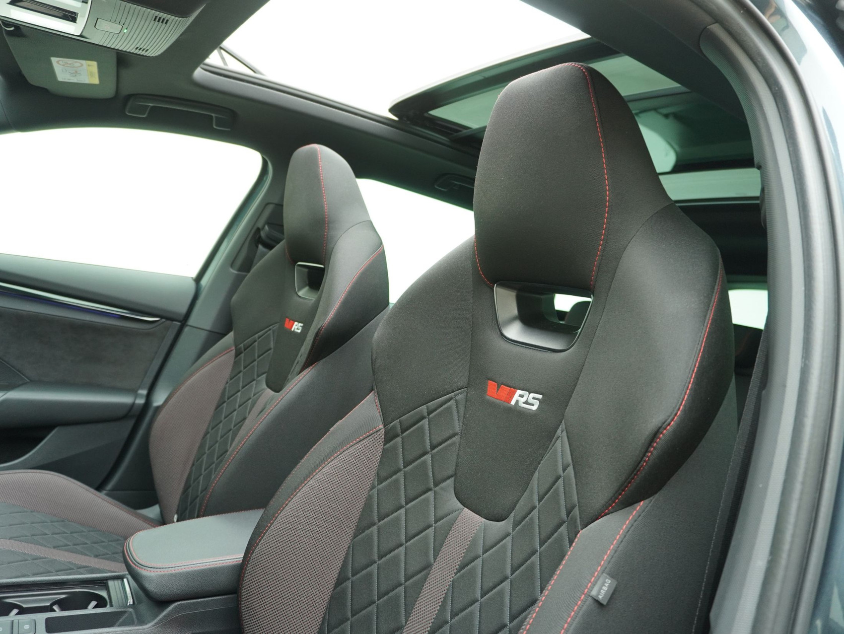 SKODA Octavia Combi 1.4 TSI DSG PHEV RS