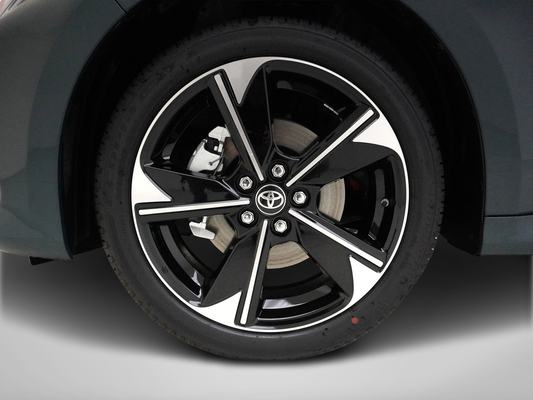 TOYOTA Yaris 1.5 VVT-i HSD Premium ** mit Glasdach **