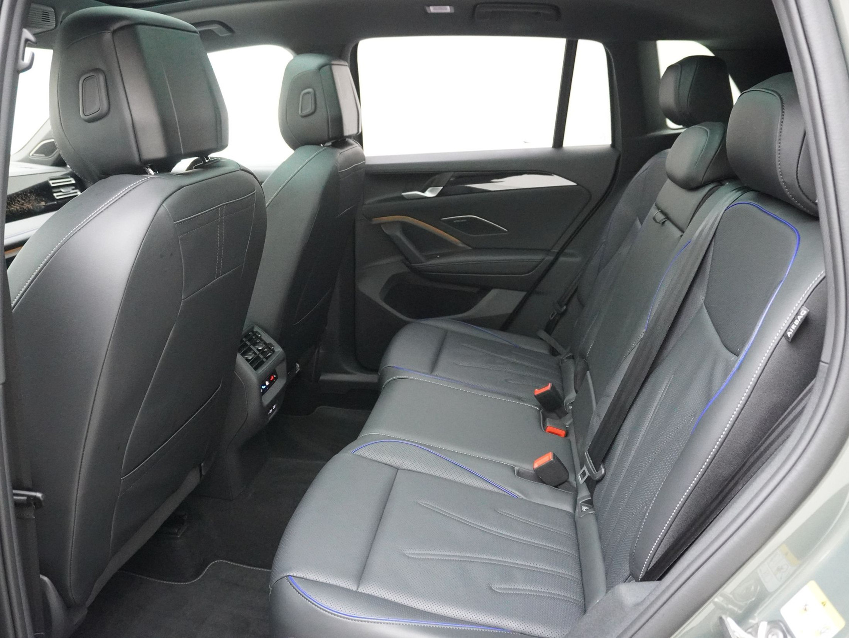 VW Tiguan 2.0 TSI DSG R-Line Black Style 4Motion (2025)