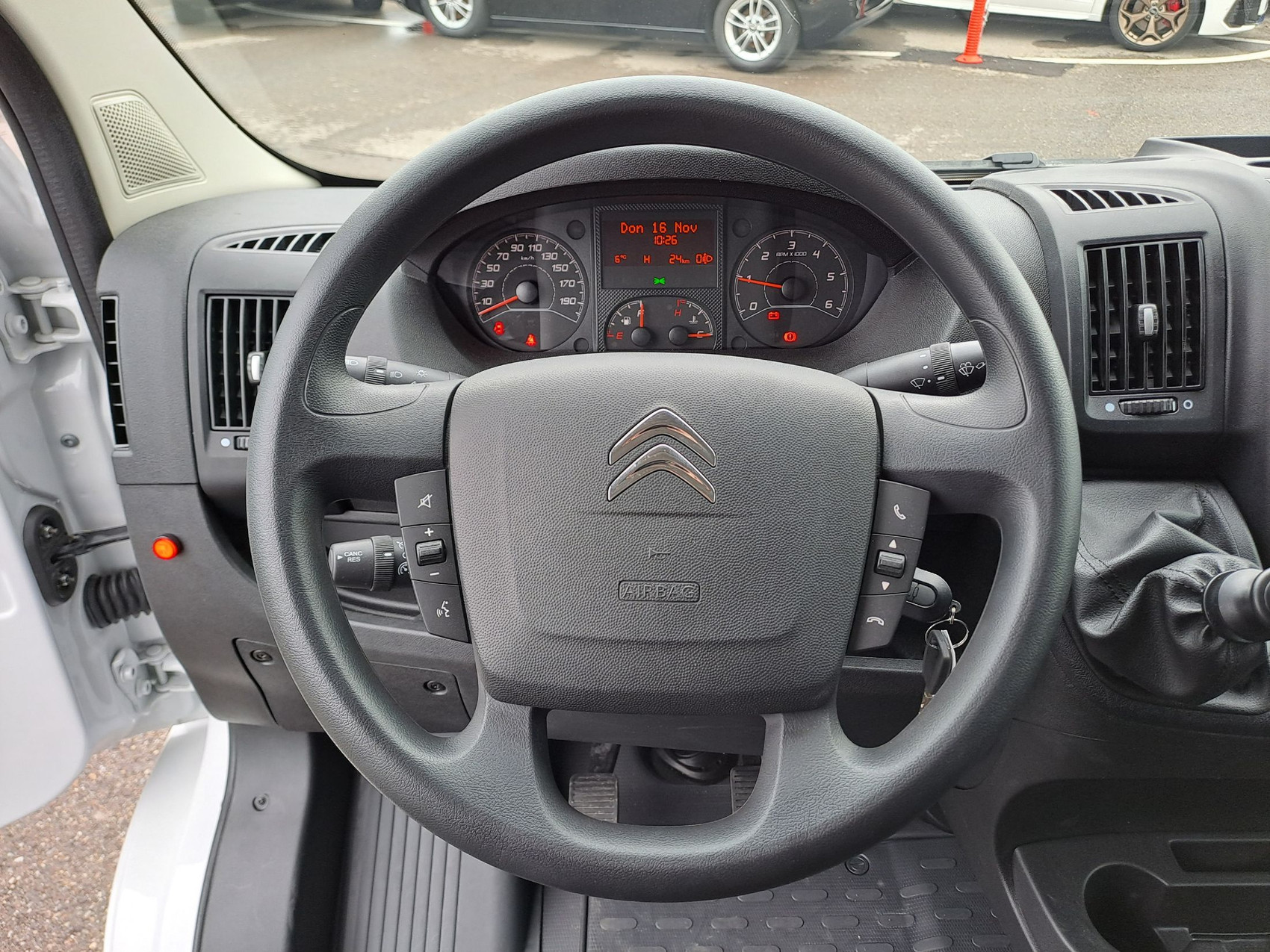 CITROËN Jumper Kab.-Ch. 35 L3 2.2 BlueHDi 140