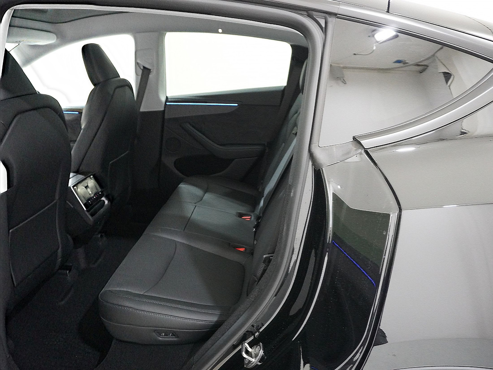 TESLA Model Y Premium AWD