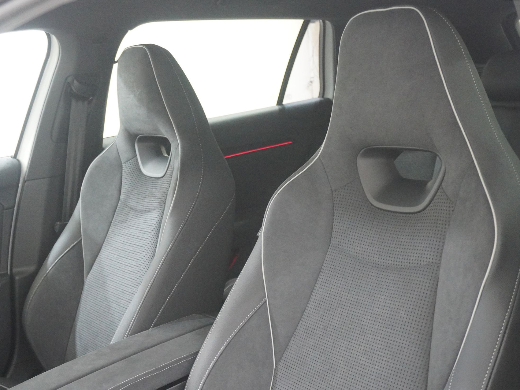 SKODA Superb 2.0 TDI Sportline 4×4 DSG