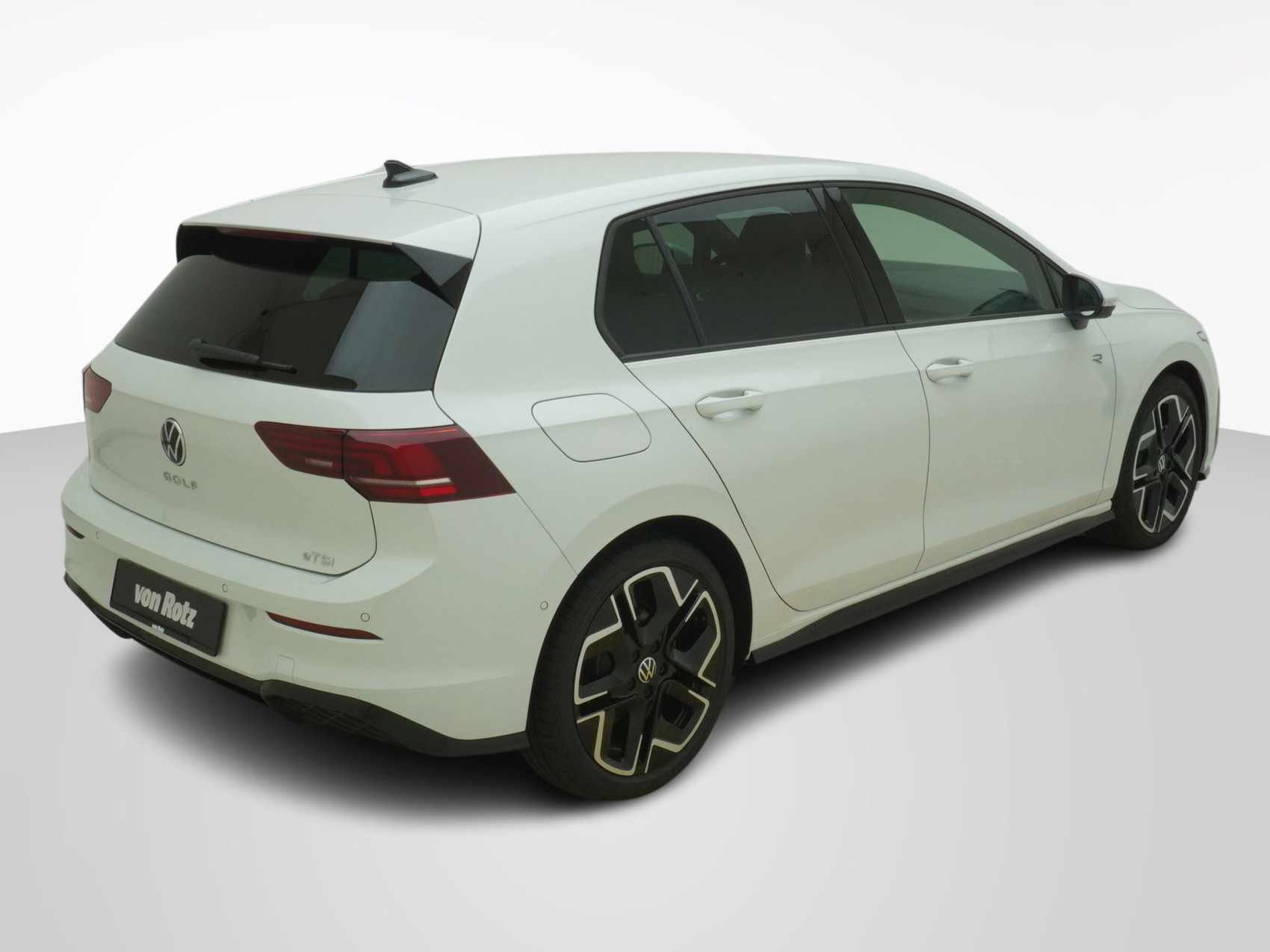 VW Golf VIII 1.5 eTSI R-Line DSG