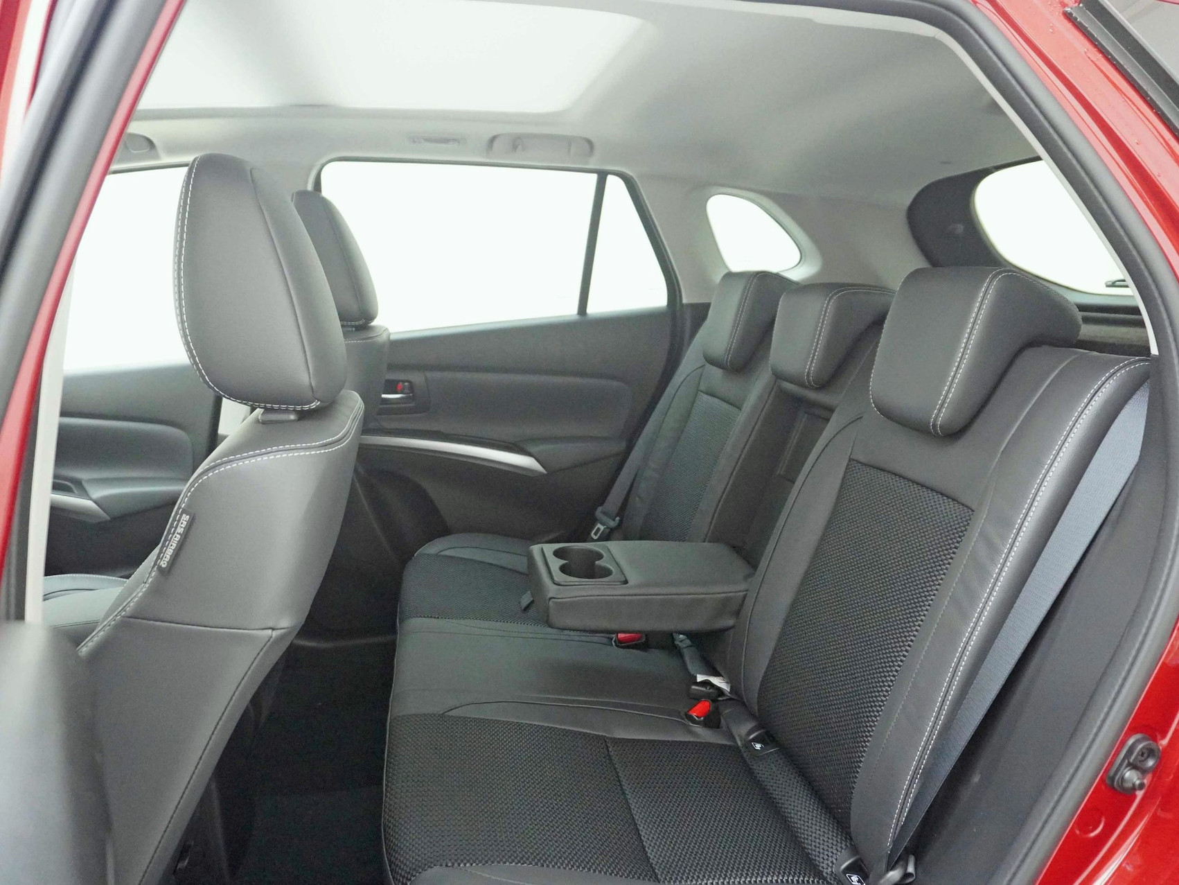 SUZUKI S-Cross 1.4 T Compact Top Hybrid 4×4