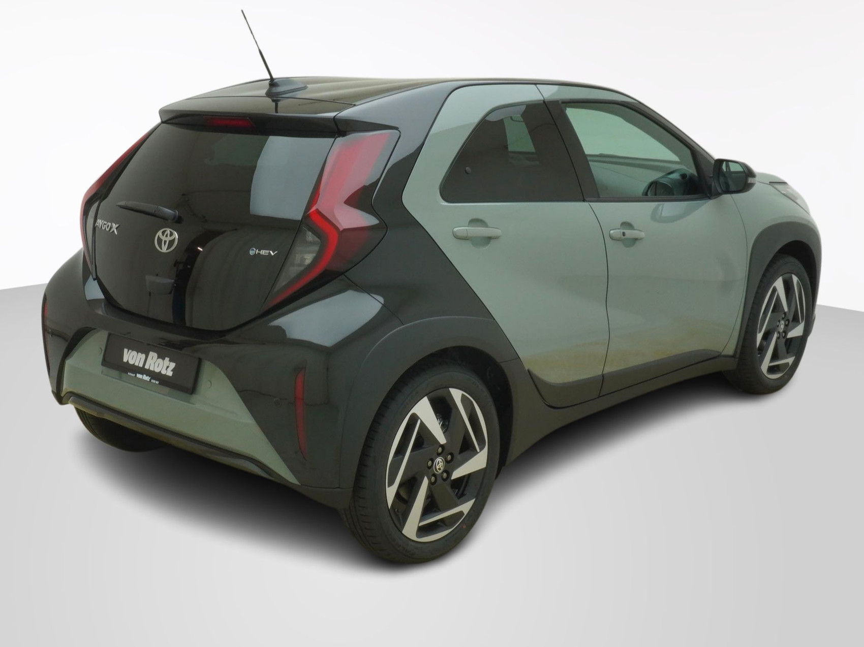 TOYOTA Aygo X 1.5 VVT-i HSD Style ** voll Hybrid **