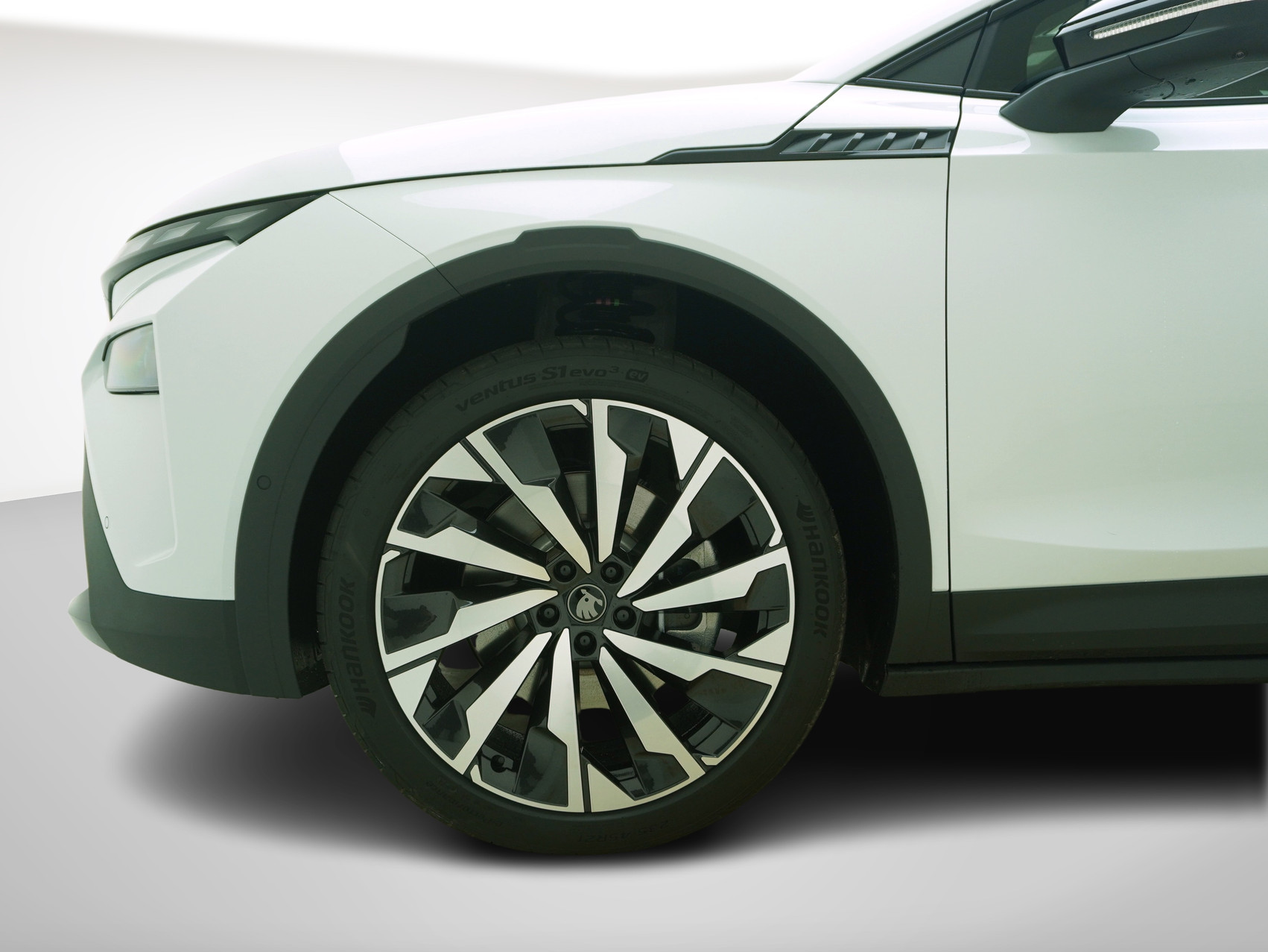 SKODA Elroq 85x SportLine MAXX 4×4