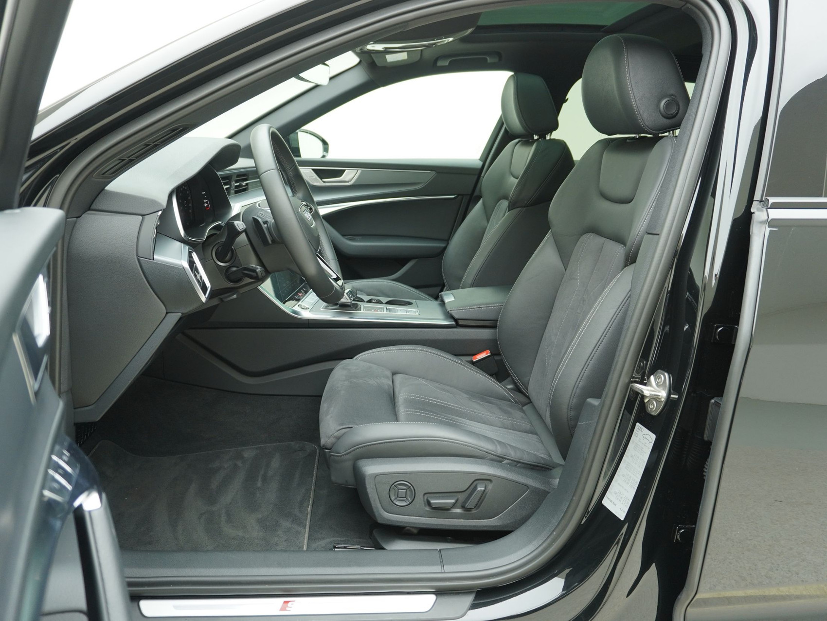 AUDI A6 Avant 45 TFSI S Line quattro S-Tronic **Audi Werksgarantie bis 02/2030**