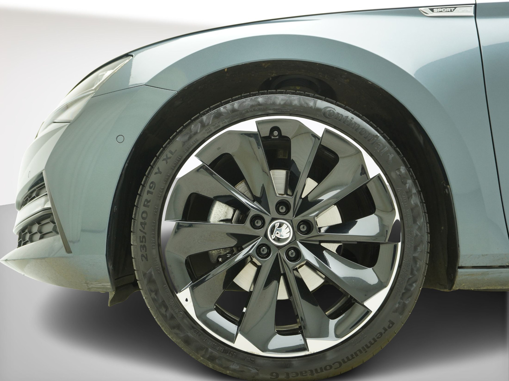 SKODA Superb Combi 1.4 TSI DSG PHEV Sport Line