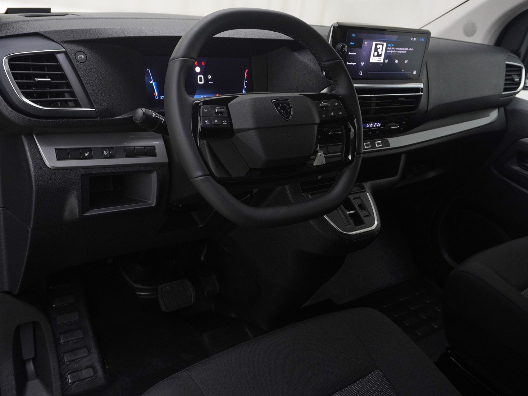 PEUGEOT Traveller Long 2.0 BlueHDi Business